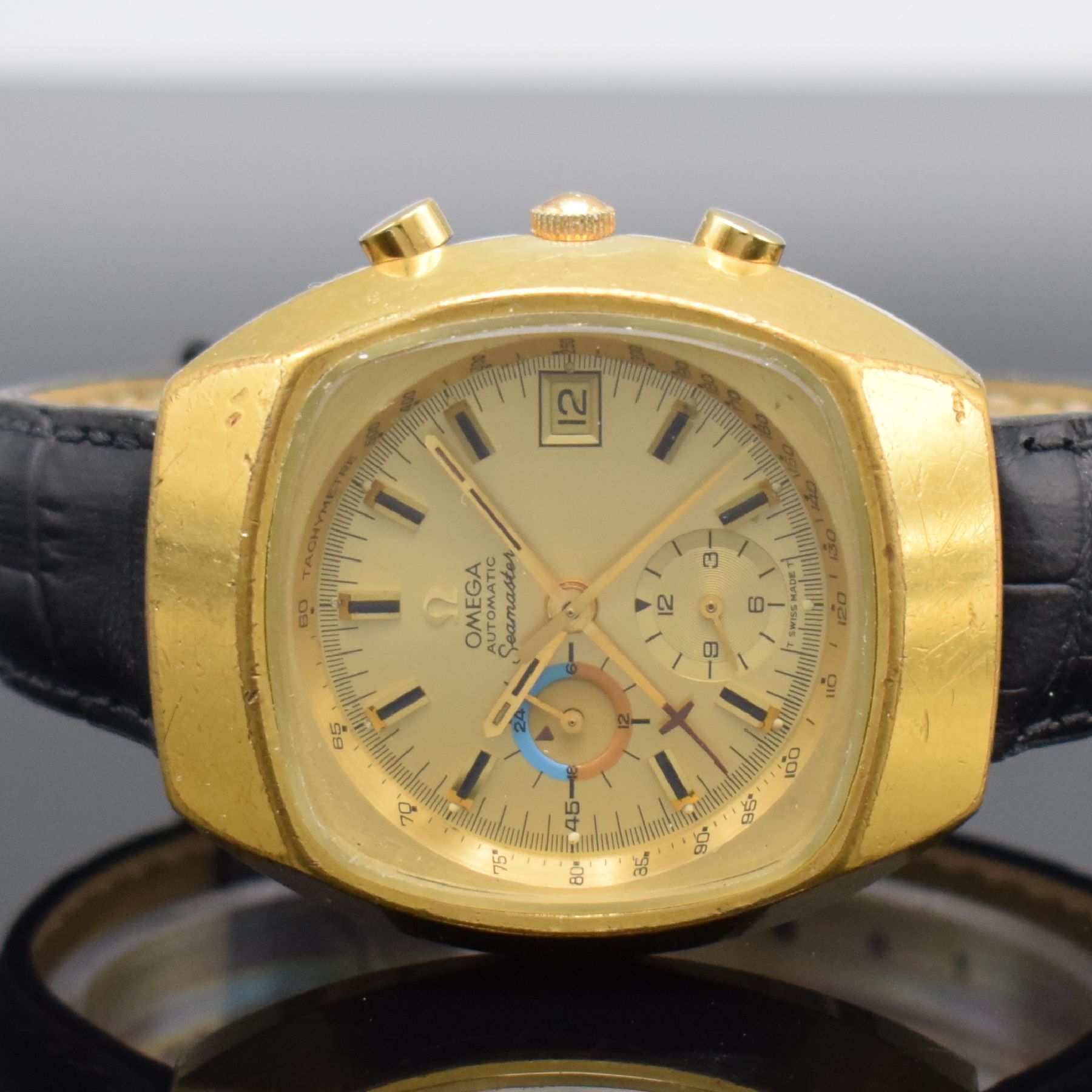 Detail a: OMEGA Seamaster Herrenarmbanduhr mit Chronograph Referenz 176005, Schweiz um 1972, Automatik, verg. Geh., Edelstahlboden verschr., neutr. Lederband ...