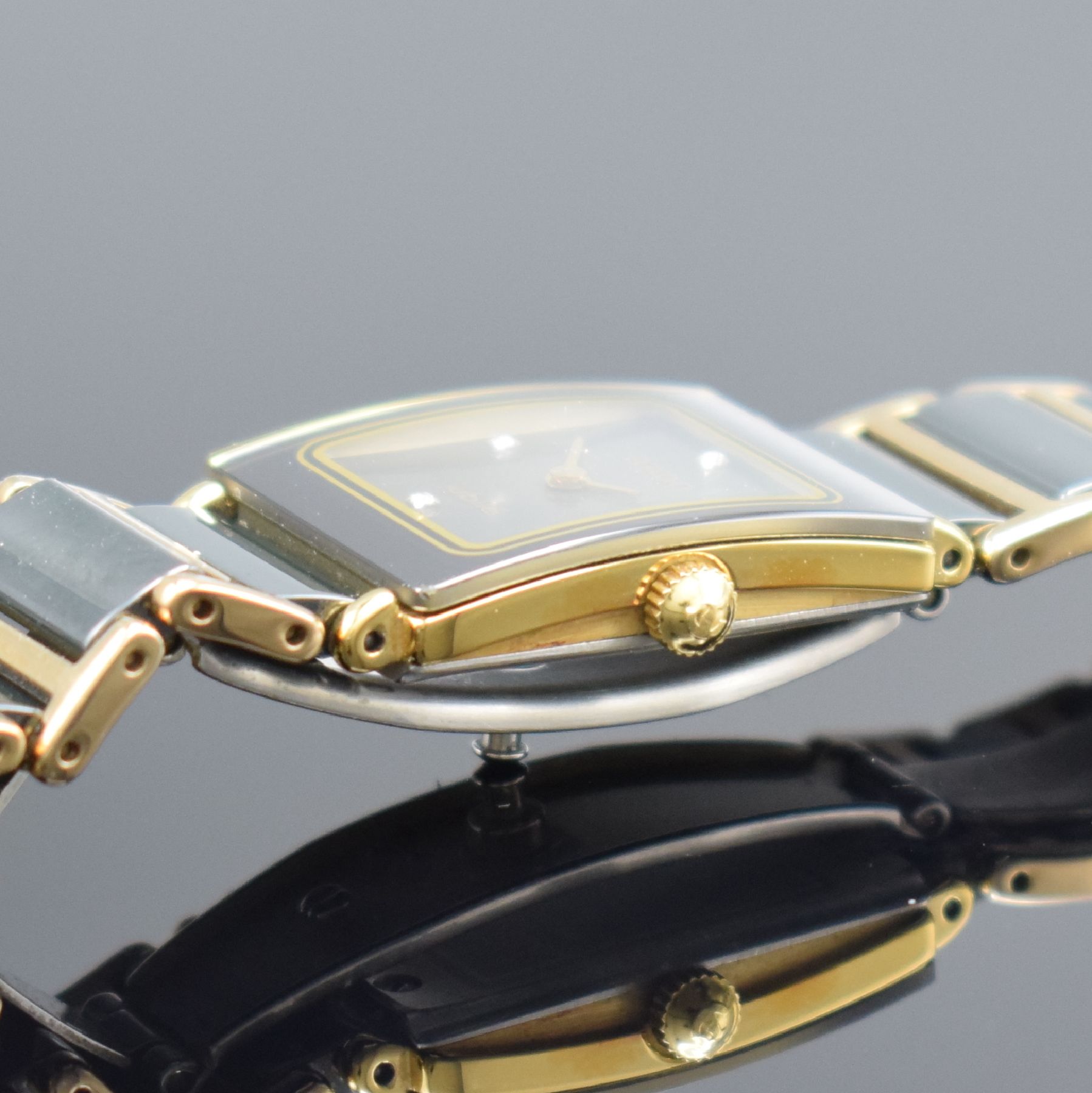Detail c: RADO Damenarmbanduhr Diastar Referenz 153.0283.3N, Schweiz um 1995, quarz, verg. Gehäuse m. 4-fach verschr. Edelstahlboden, Gliederband m. ...