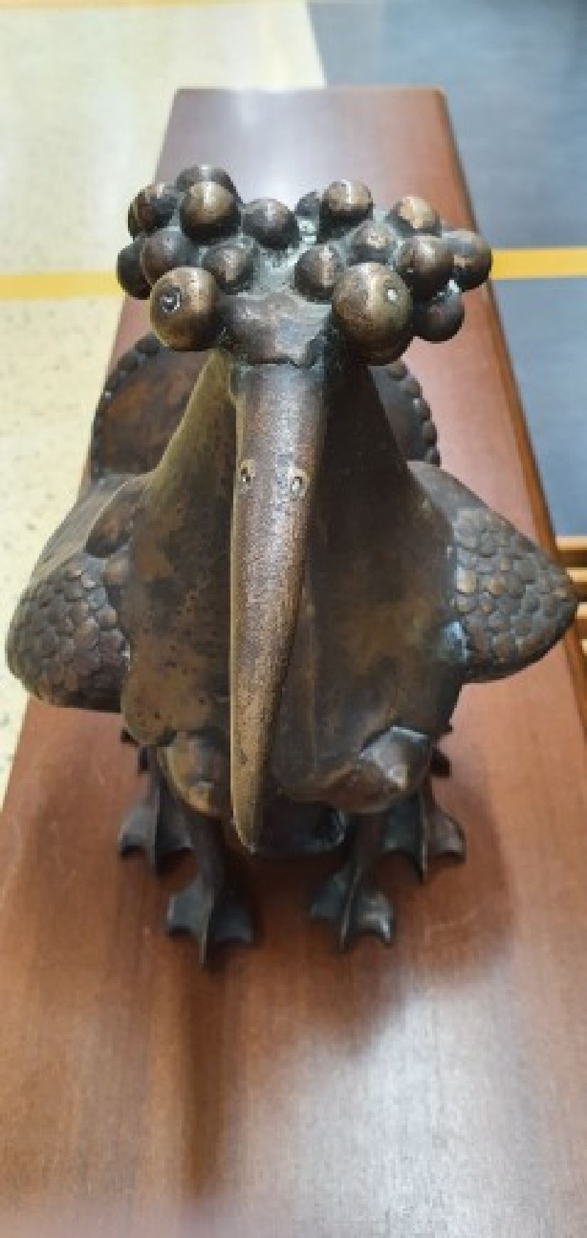 Detail a: Gernot Rumpf, geb. 1941 Kaiserslautern, Elwedritsche, Bronzeskulptur, monogr. und signiert, H. ca. 30cm, L. ca. 26cm, B. ca. 20cm, dazu ein Buch : ...