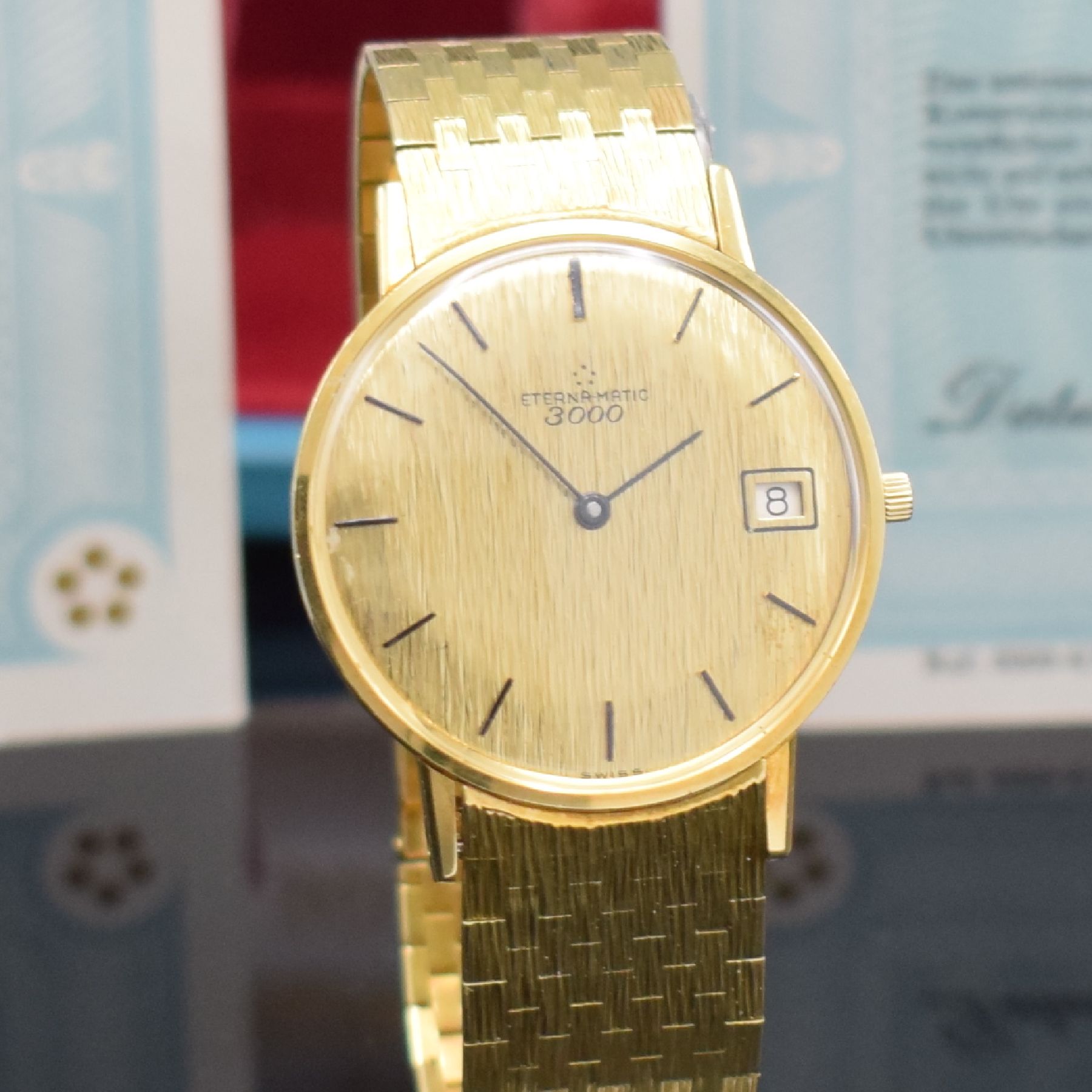 Detail f: ETERNA-MATIC 3000 nahezu neuwertige Herrenarmbanduhr in GG 750/000 mit Box & Papier Referenz 744, Schweiz um 1965, Automatik, flaches Geh., Boden & ...