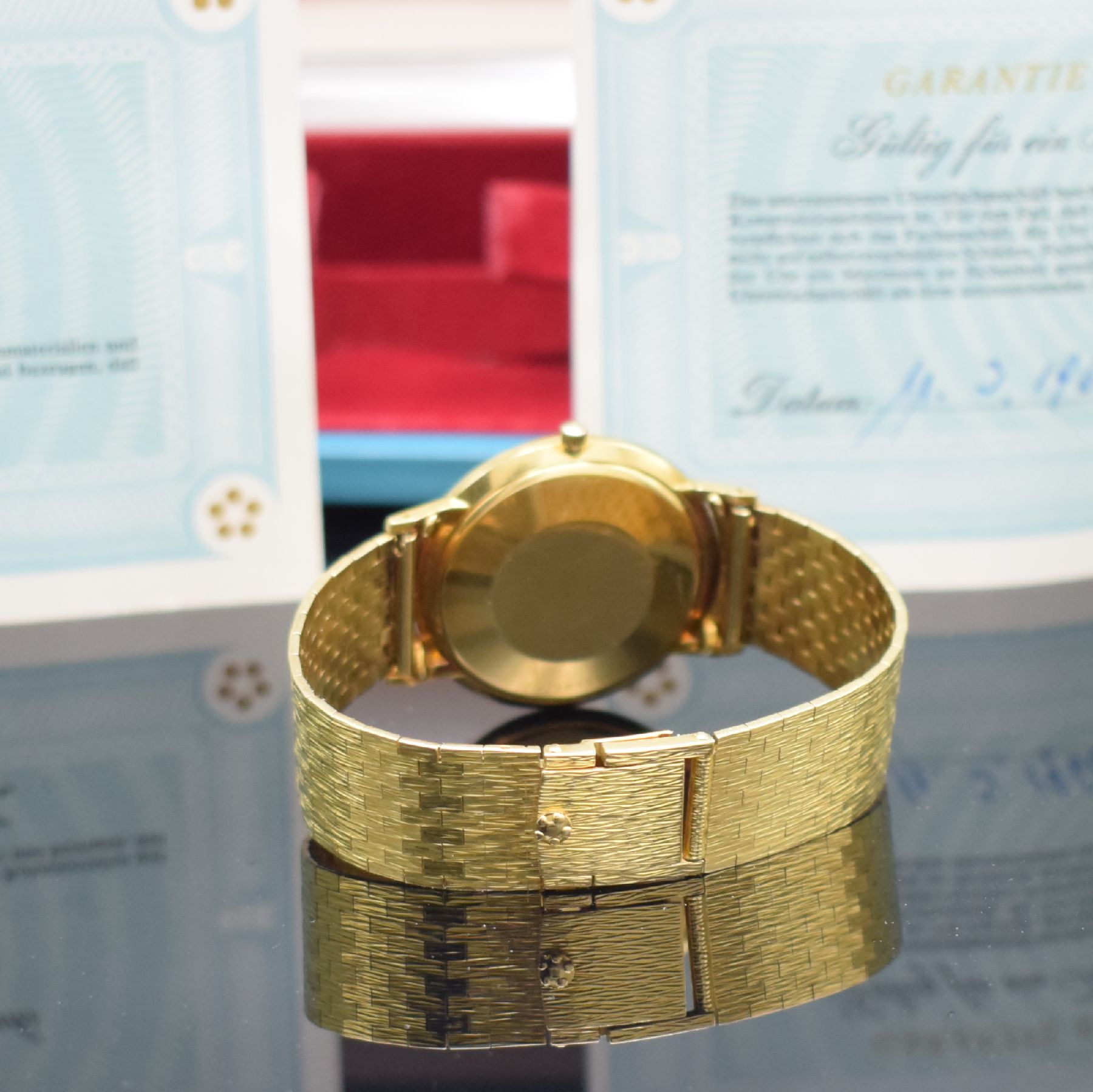 Detail g: ETERNA-MATIC 3000 nahezu neuwertige Herrenarmbanduhr in GG 750/000 mit Box & Papier Referenz 744, Schweiz um 1965, Automatik, flaches Geh., Boden & ...