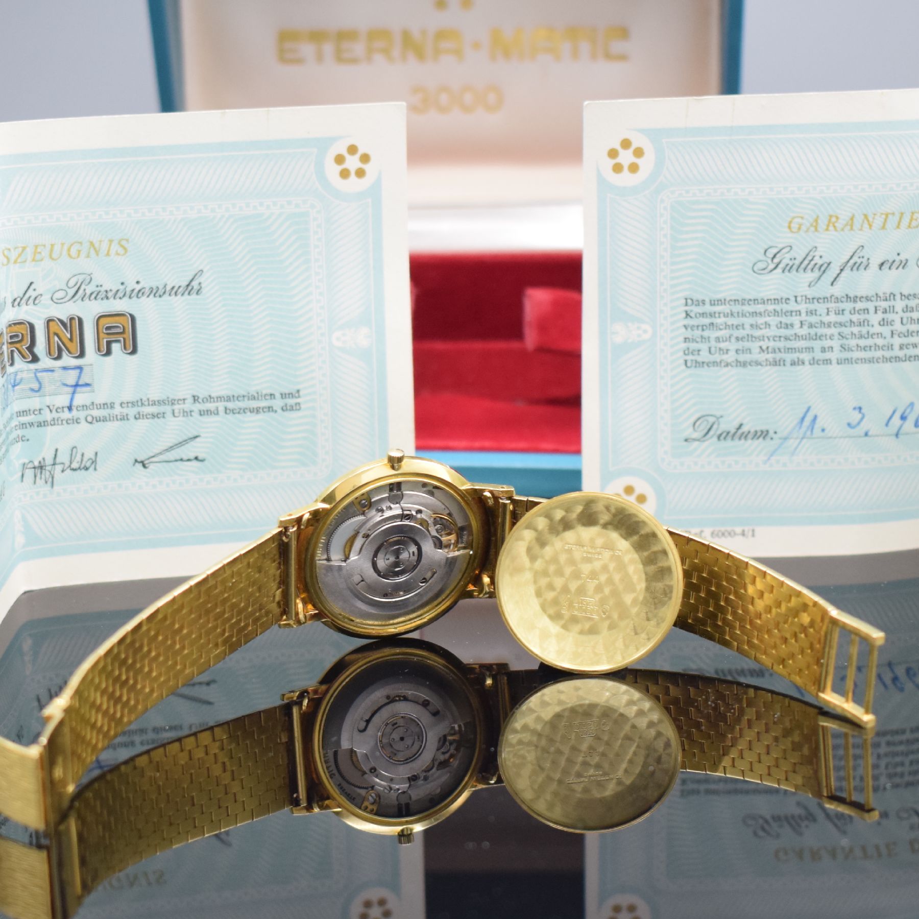 Detail h: ETERNA-MATIC 3000 nahezu neuwertige Herrenarmbanduhr in GG 750/000 mit Box & Papier Referenz 744, Schweiz um 1965, Automatik, flaches Geh., Boden & ...