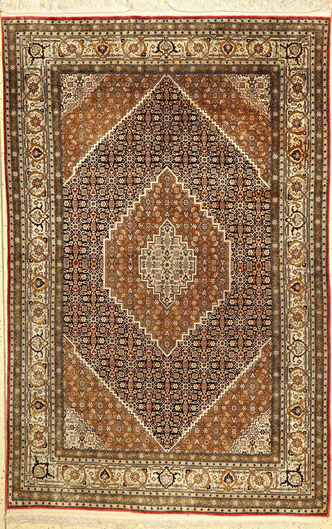 Ghom Seide, Persien, ca. 60 Jahre, reine Naturseide, ca. 205 x 142 cm, EHZ: 2(fleckig).