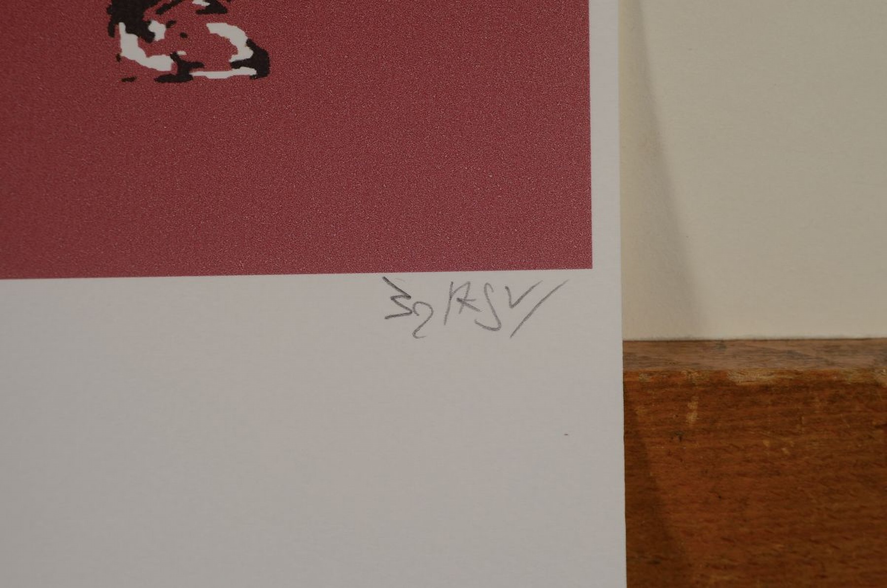 Detail a: Banksy, geb. 1974 Bristol, Lithografie, "Choose your weapon", sign., num. 45/60, mit Trockenstempel, ca. 50x35 cm