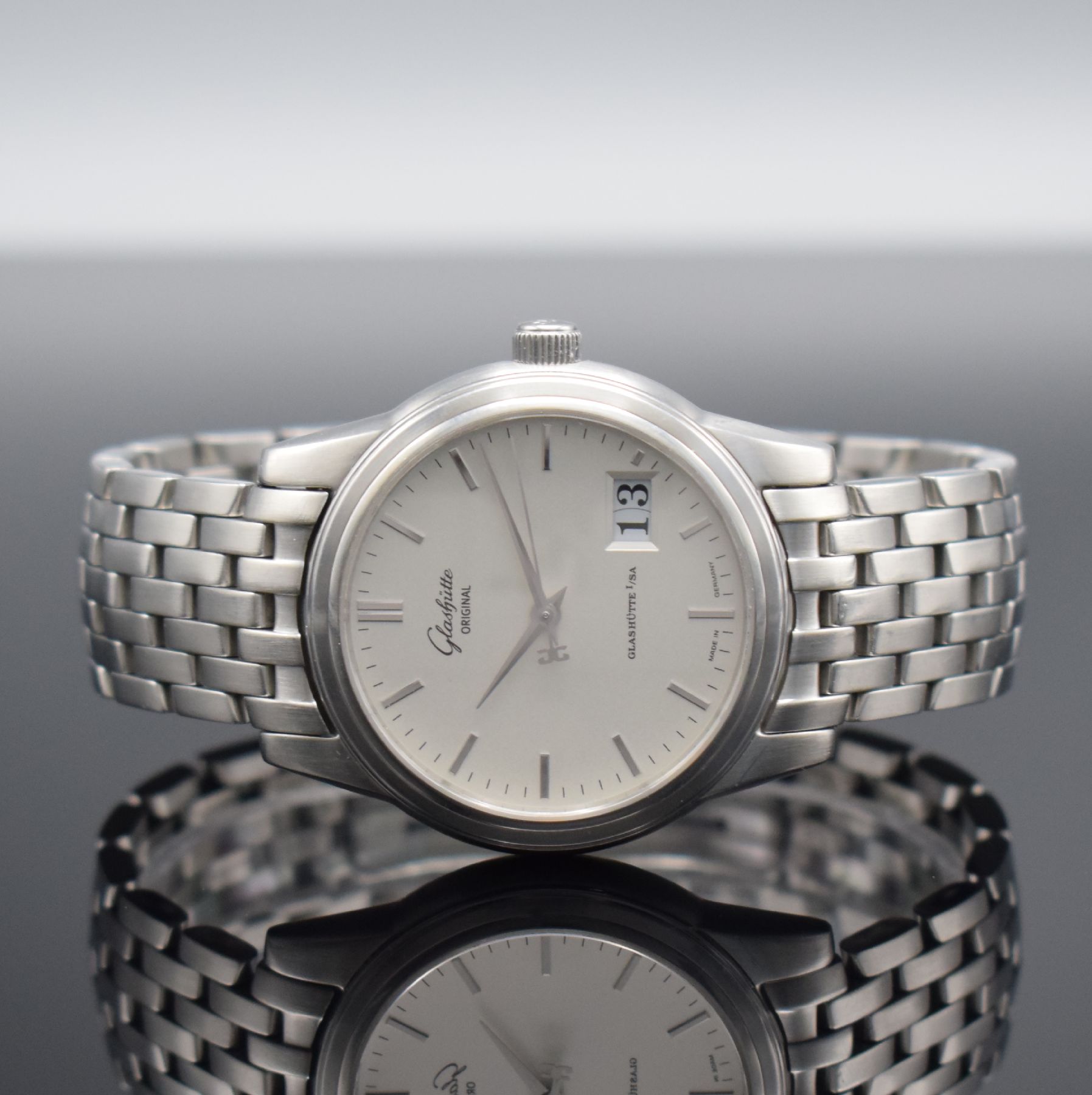 GLASHÜTTE Original Senator Panoramadatum Herrenarmbanduhr in Edelstahl Referenz 3942042204, Deutschland um 2003, Automatik, beids. vergl. Geh., ...