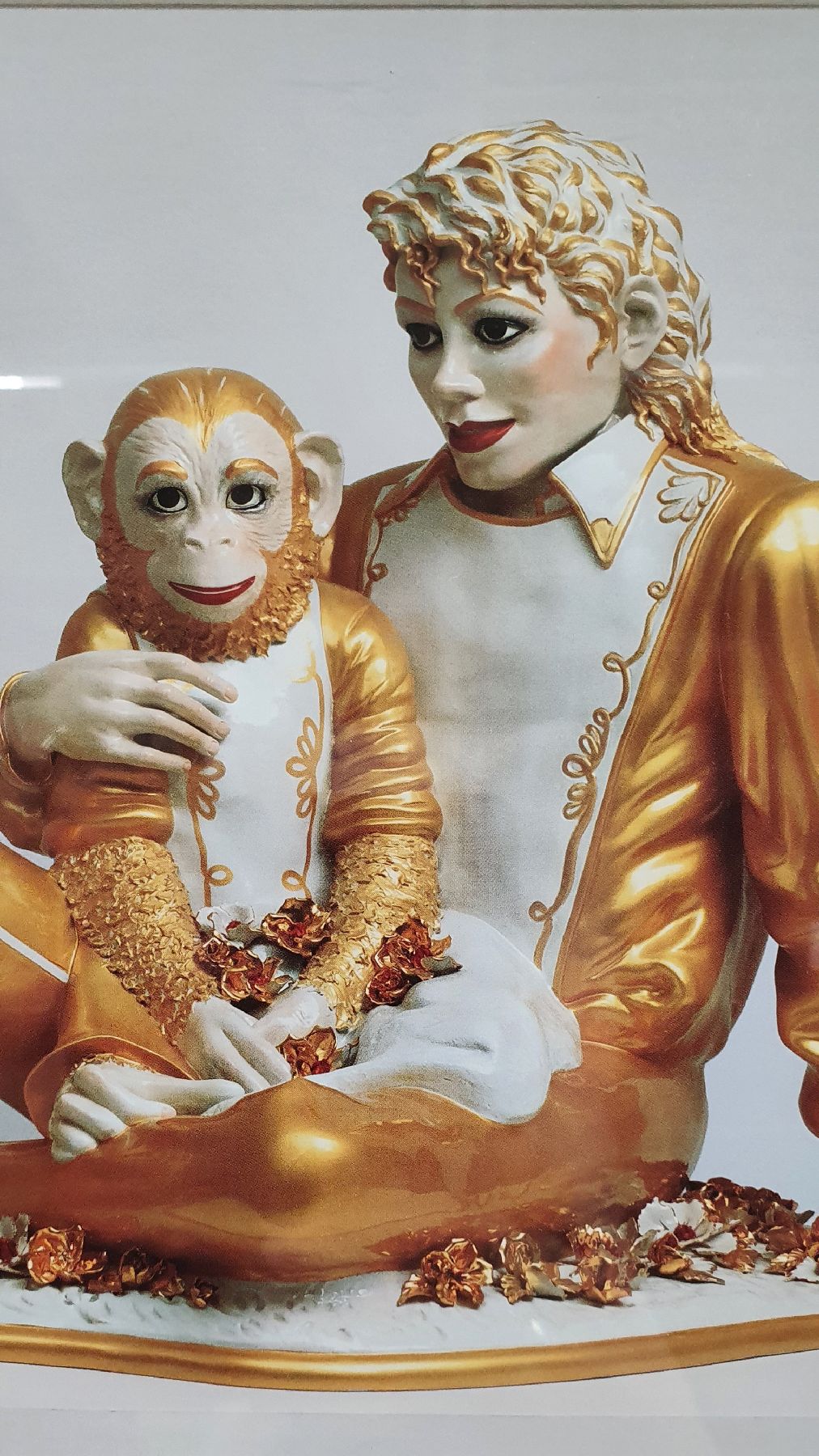 Detail c: Jeff Koons, geb. 1955, "Michael Jackson and Bubbles", Kunstdruck auf Karton, handsign., dat., unter Plexiglas gerahmt, Motiv ca. 21x29,5 ...