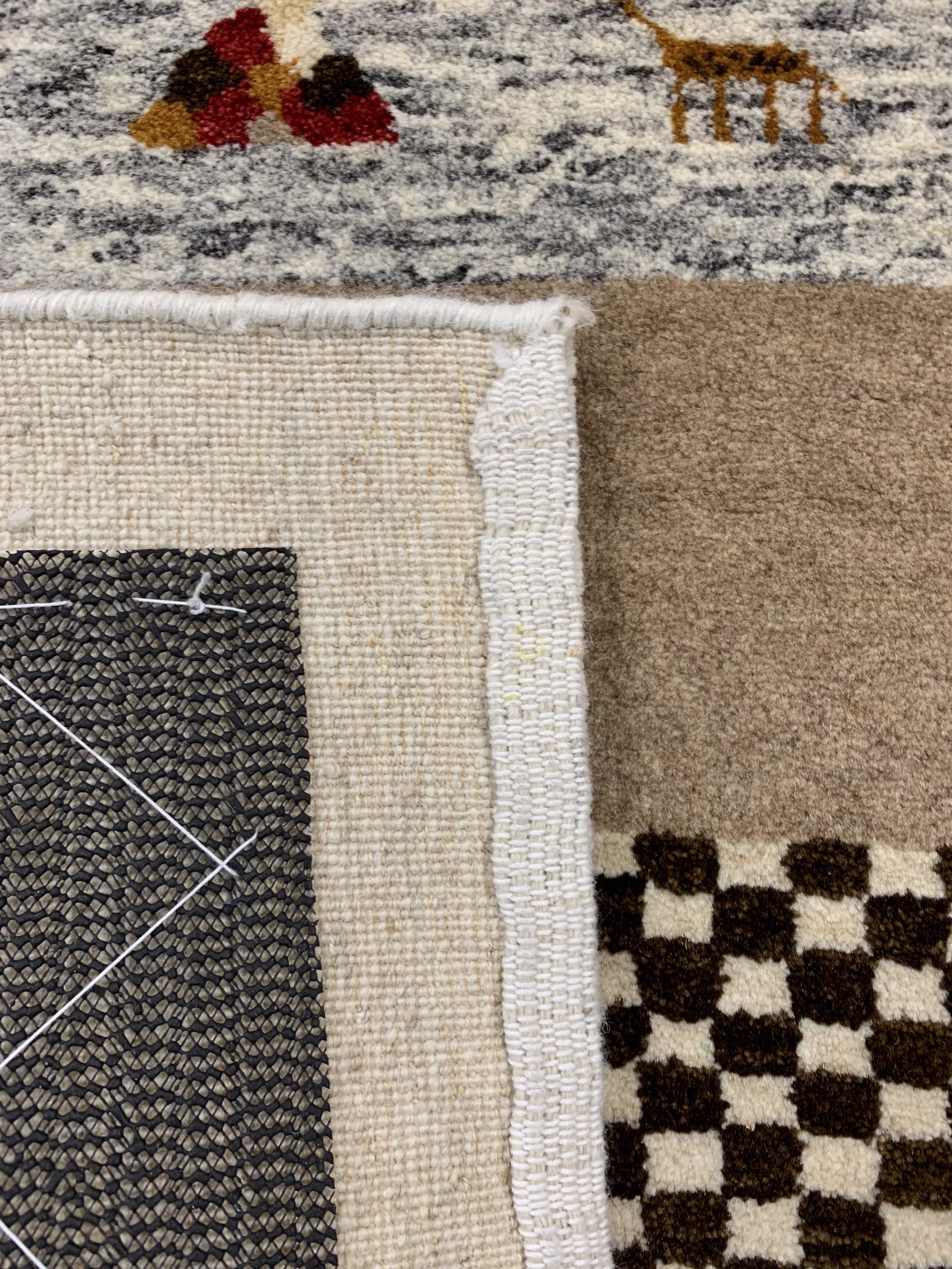 Detail d: Gabbeh Loribaft fein, Persien, ca. 30 Jahre Korkwolle auf Wolle, ca. 300 x 83 cm, EHZ: 1-2
