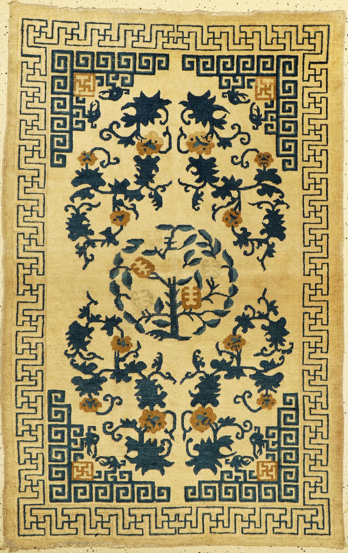 Antiker Ning-Hsia, China, Anfang 19. Jhd, Wolle geknüpft auf Baumwolle, ca. 150 x 95 cm, Altersbedingt guter Zustand