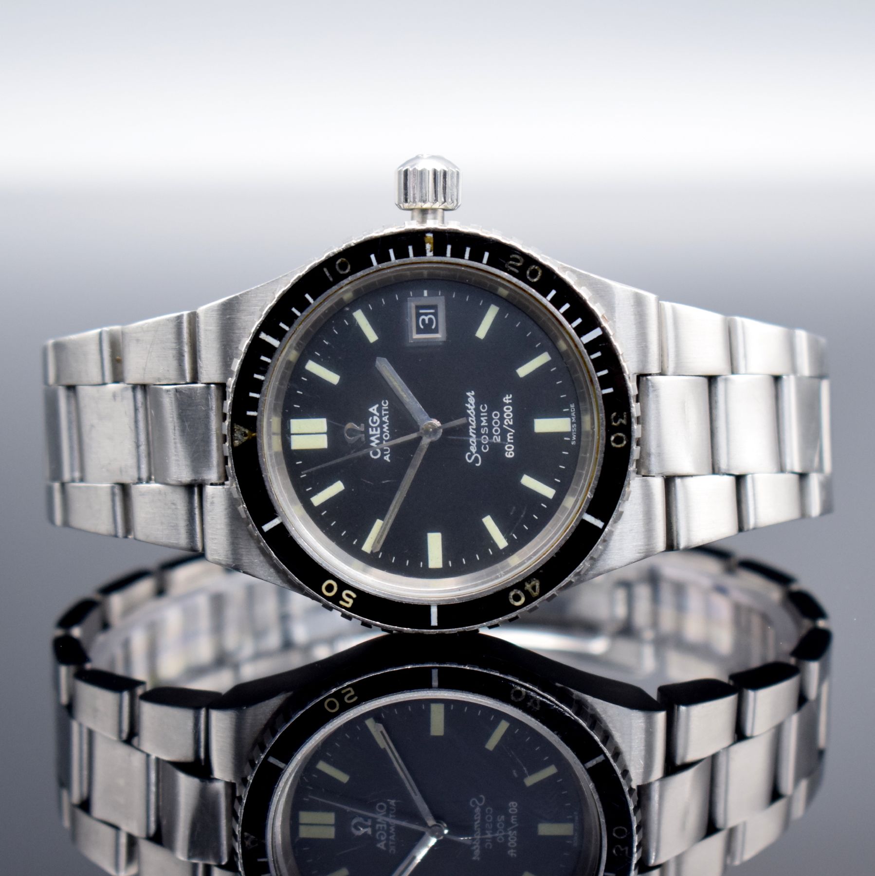 OMEGA Seamaster Cosmic 2000 seltene Herrenarmbanduhr in Stahl/Stahlband, Schweiz um 1972, Automatik, Spezial Monocoque-Geh., schwarze Drehlünette m. ...