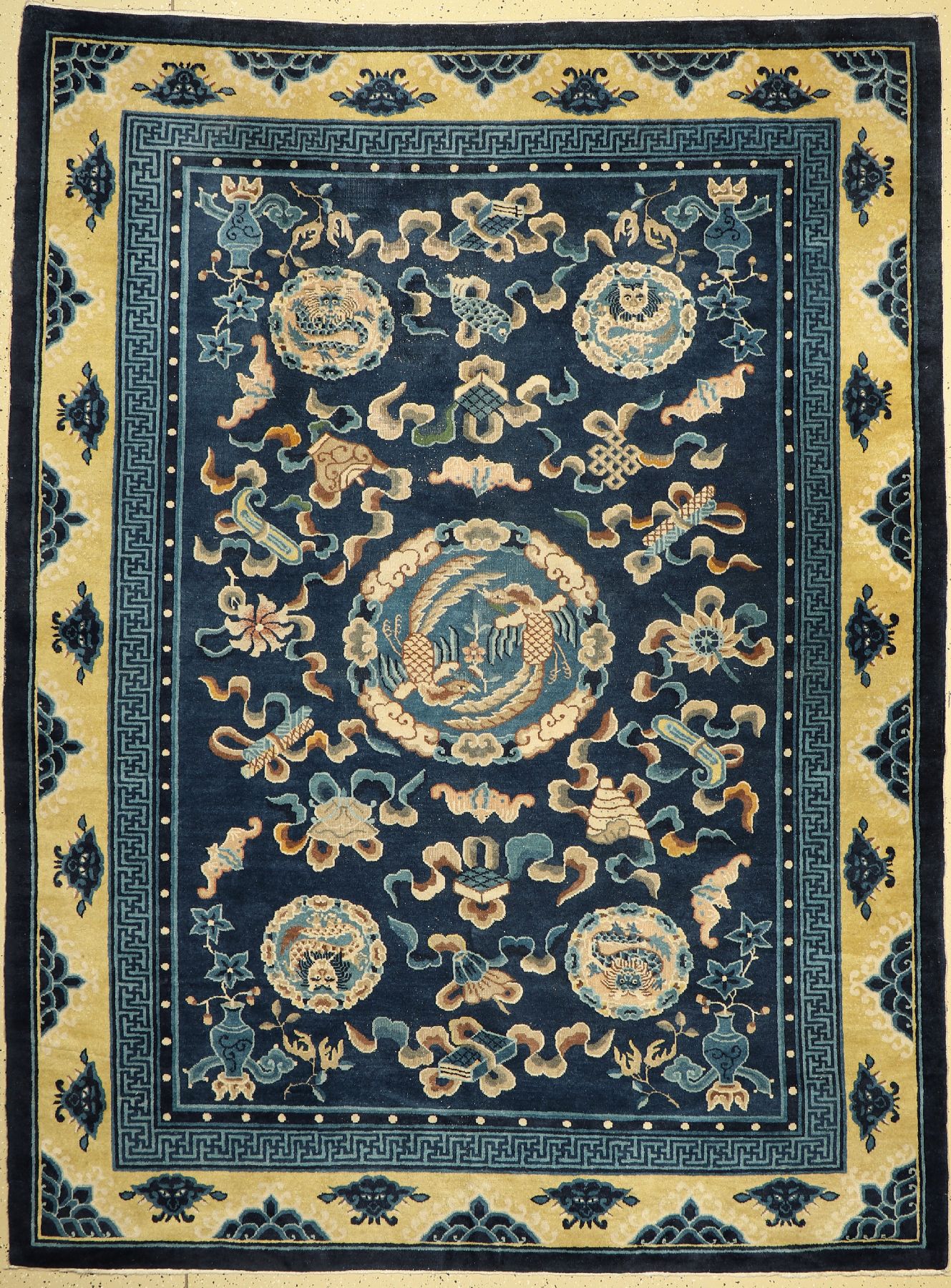 Antiker Peking(Drachenteppich), China, um 1910, Wolle auf Baumwolle, ca. 292 x 210 cm, EHZ: 3