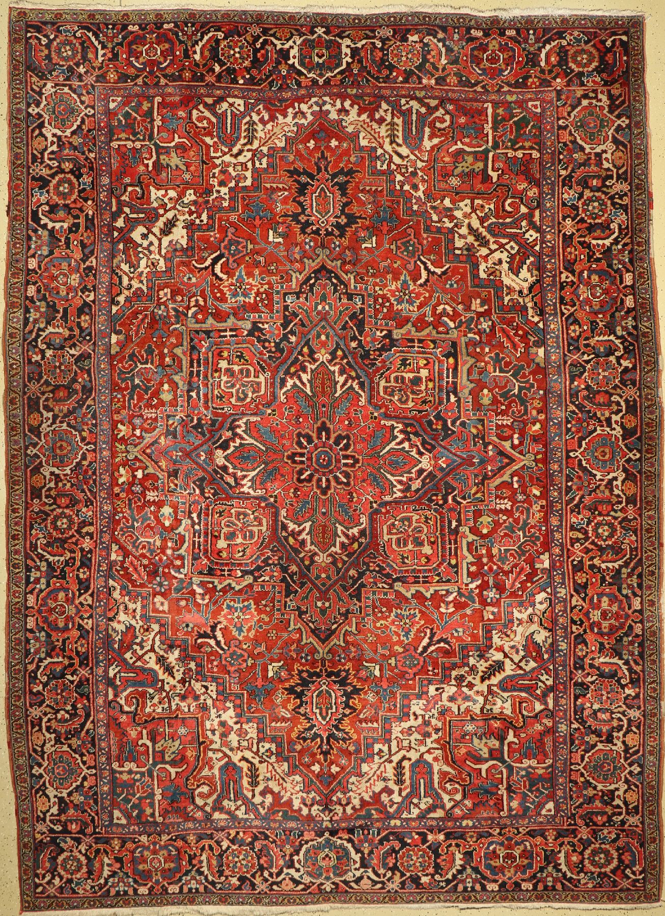 Heriz alt, Persien, um 1950, Wolle auf Baumwolle, ca. 366 x 267 cm, EHZ: 3