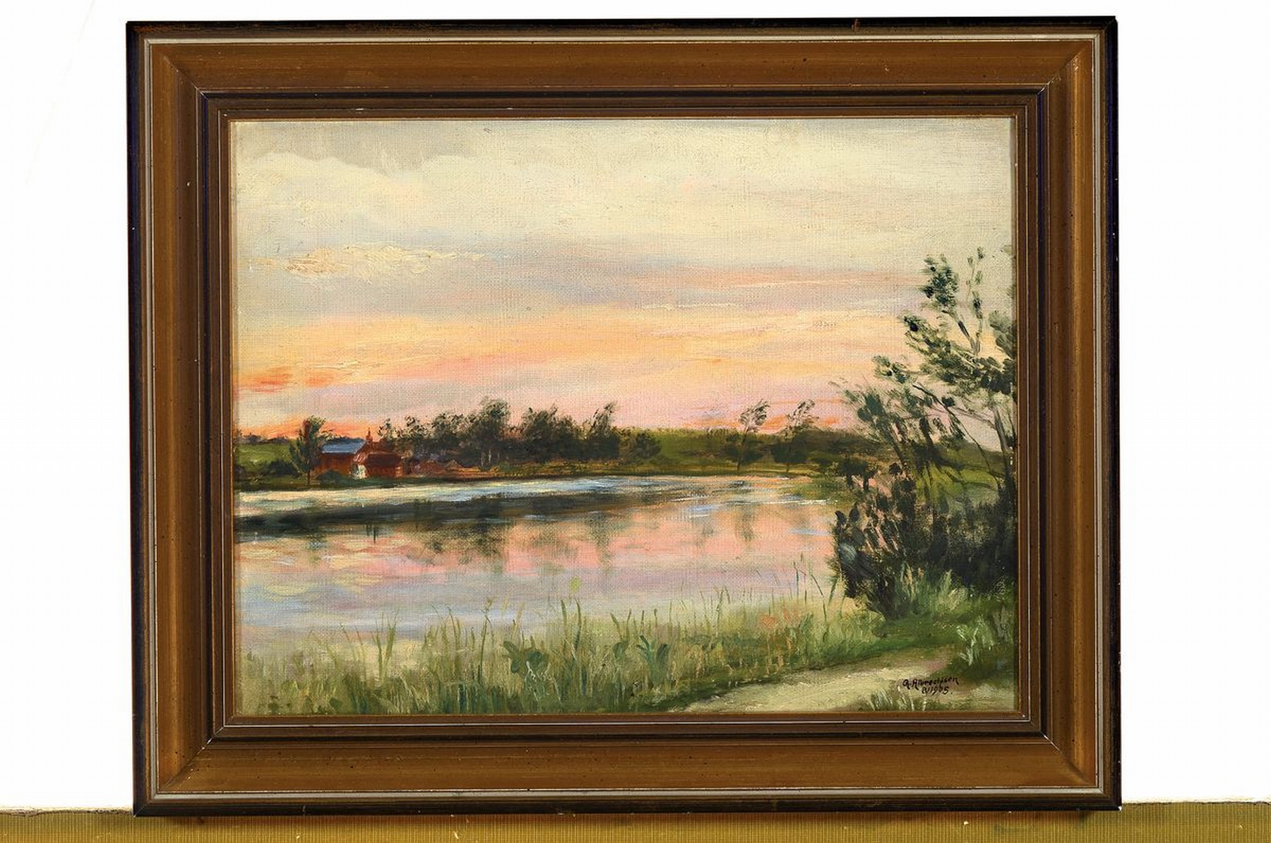 Detail k: G. Albrechtsen, Maler der 1. Hälfte des 20. Jh., Flusslandschaft mit Bauernhaus am Ufer, Abendstimmung, Öl/Lwd, rechts unten signiert und dat. ...