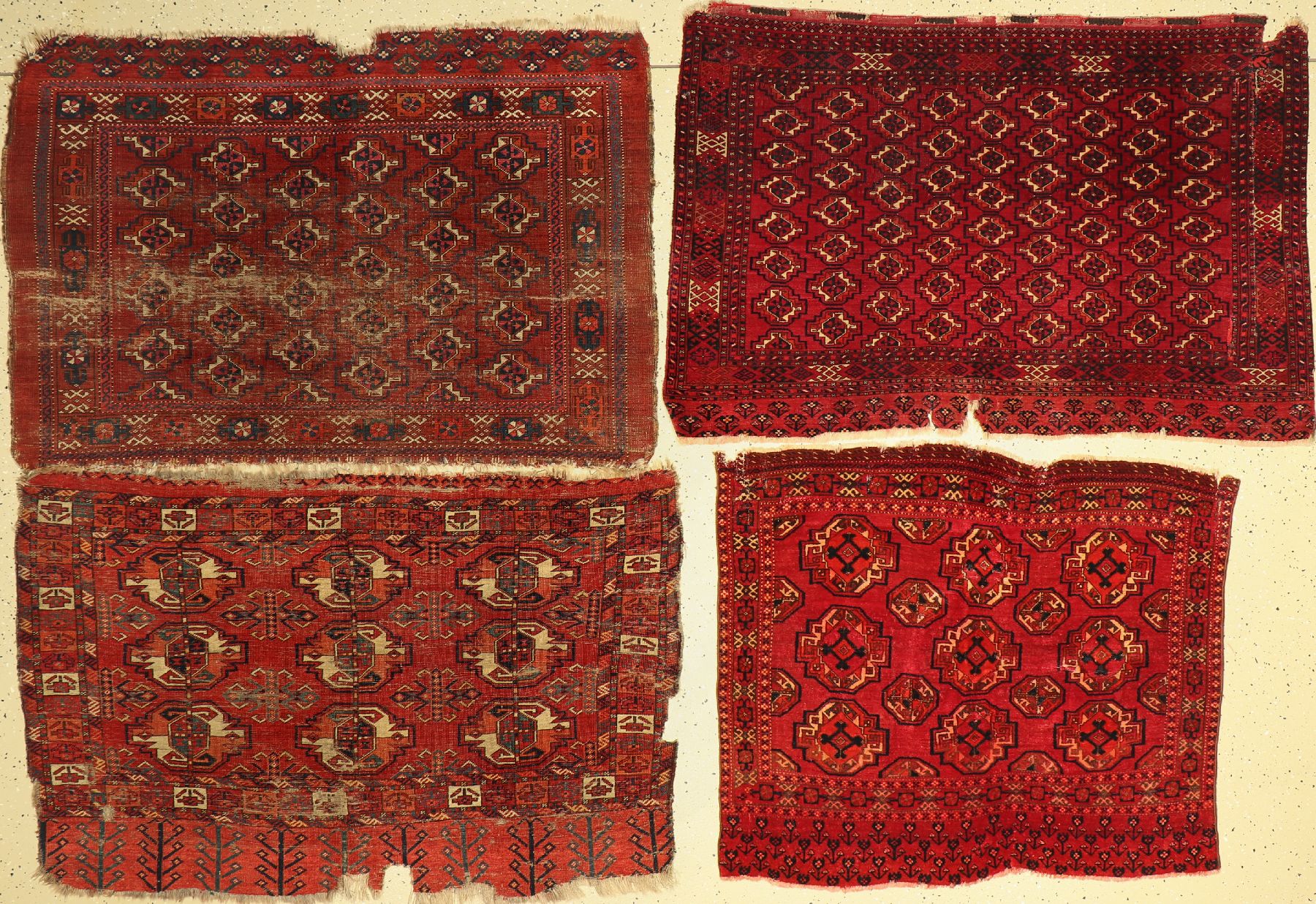 4 Antike Tschowal, Turkmenistan, 19. Jhd, Wolle auf Wolle, ca. 135 x 90 cm, EHZ: 5