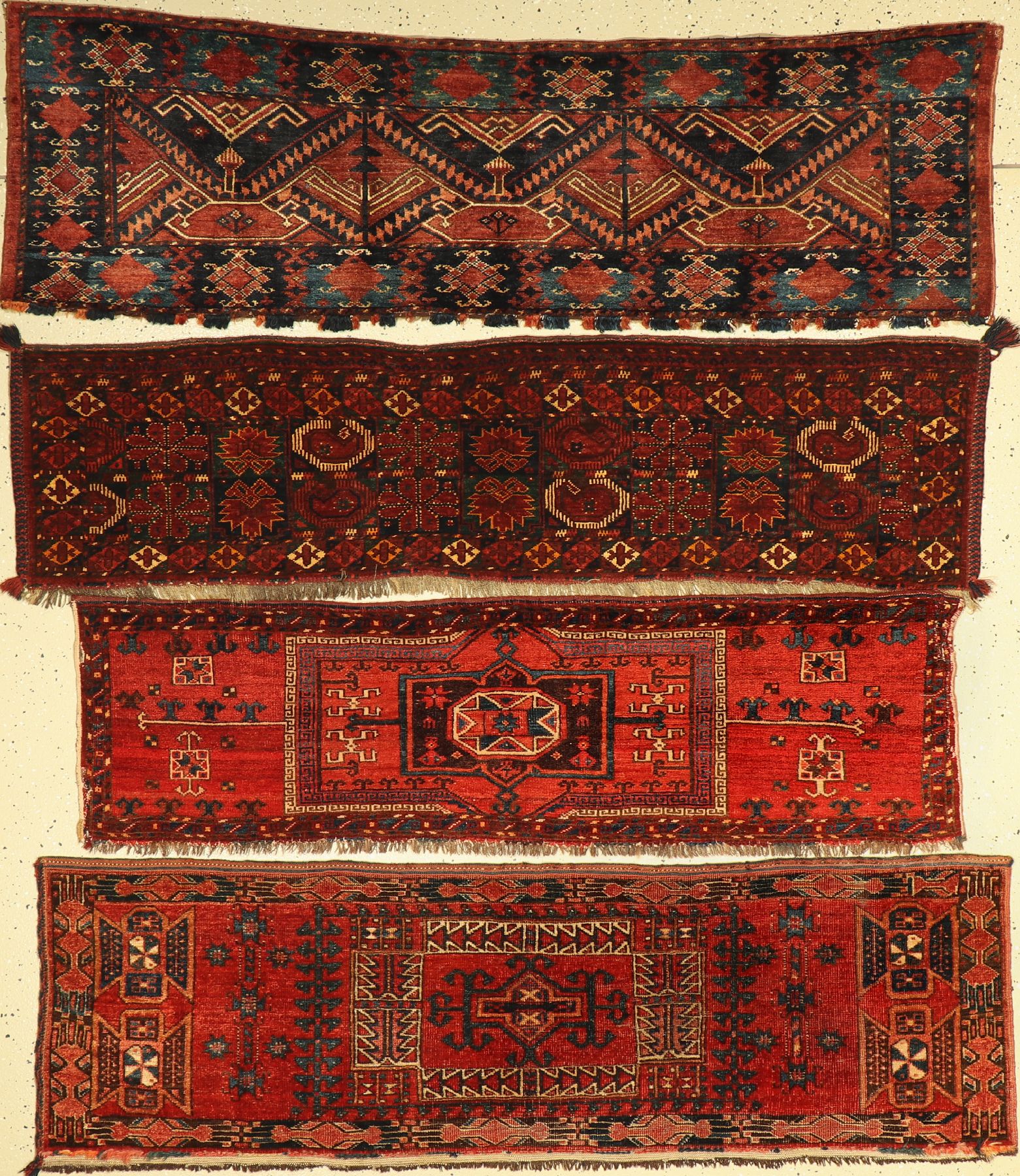 4 Antike Torba, Turkmenistan, 19. Jhd, Wolle auf Wolle, ca. 165 x 55 cm, EHZ: 2-3