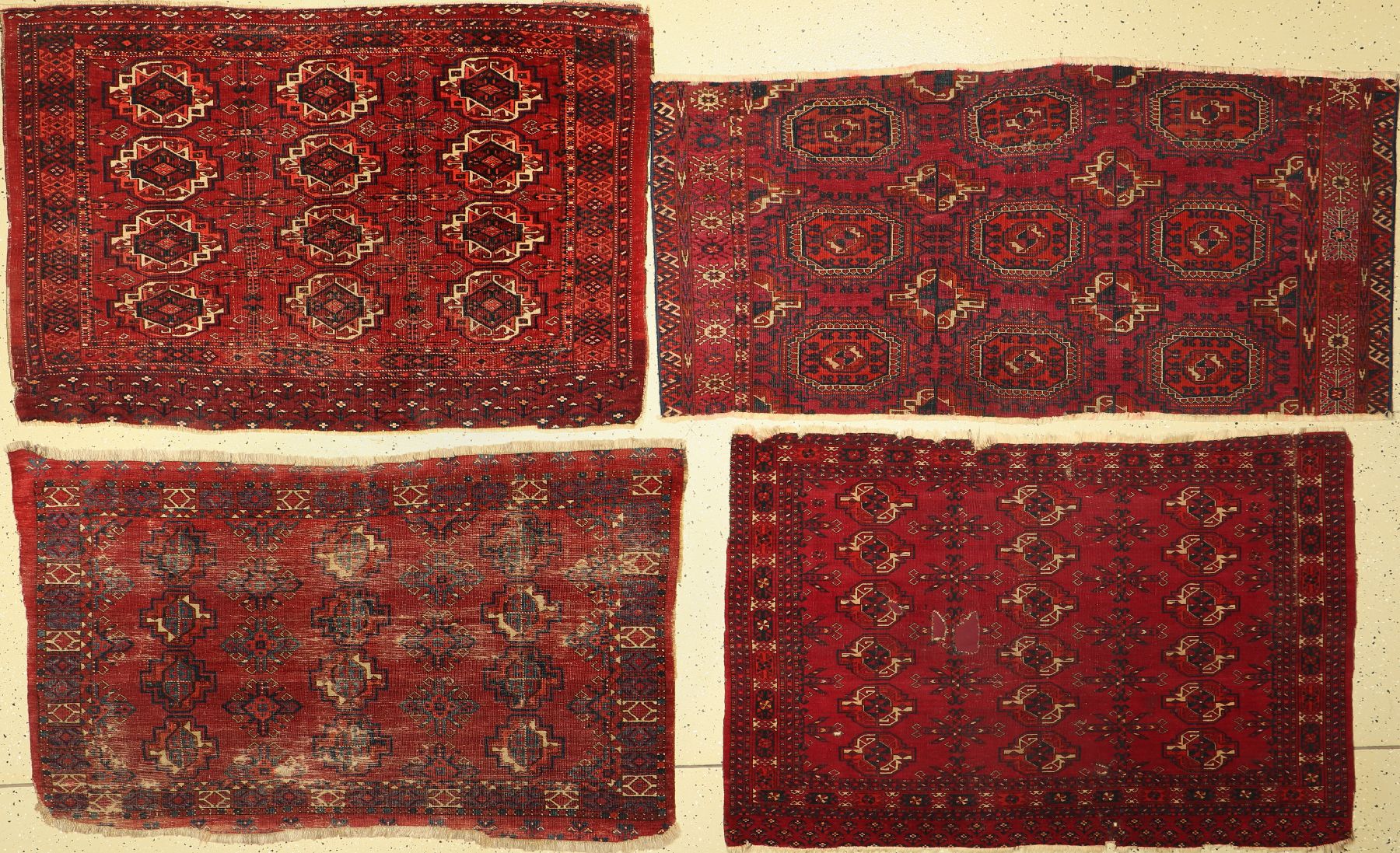 4 Antike Tschowal, Turkmenistan, 19. Jhd, Wolle auf Wolle, ca. 140 x 95 cm, EHZ: 4-5
