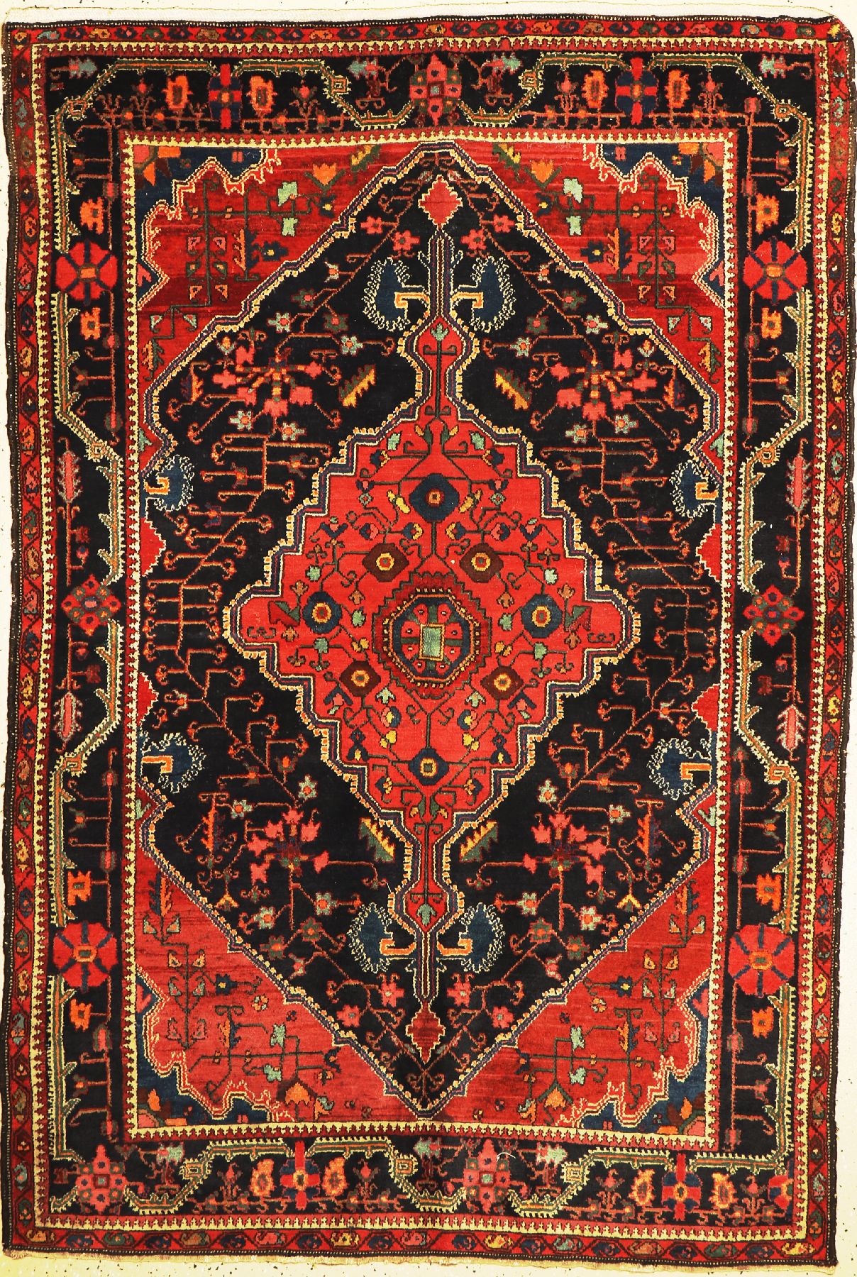 Toyserkan alt, Persien, um 1940, Wolle auf Baumwolle, ca. 208 x 143 cm, EHZ: 2-3