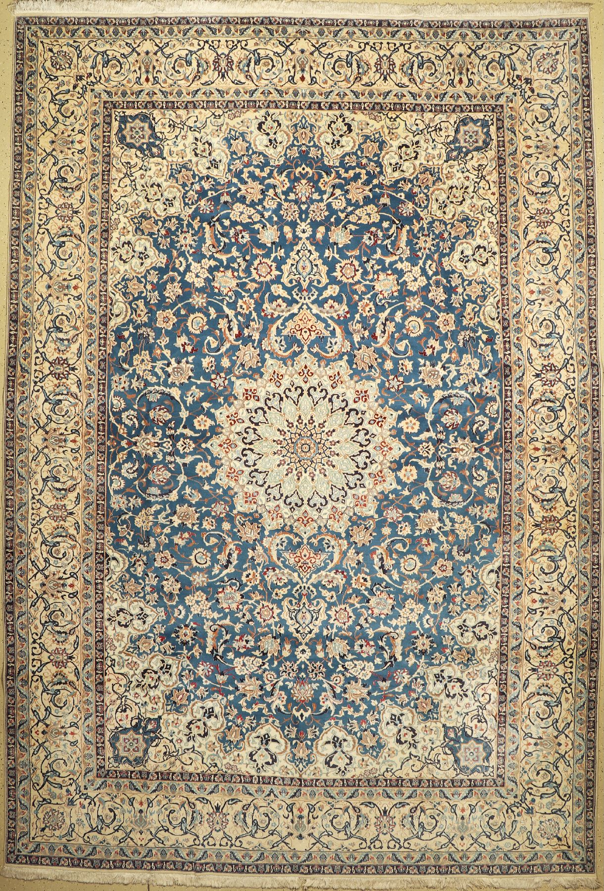 Nain fein (9la), Persien, ca. 40 Jahre, Korkwolle mit Seide, ca. 430 x 290 cm, EHZ: 2