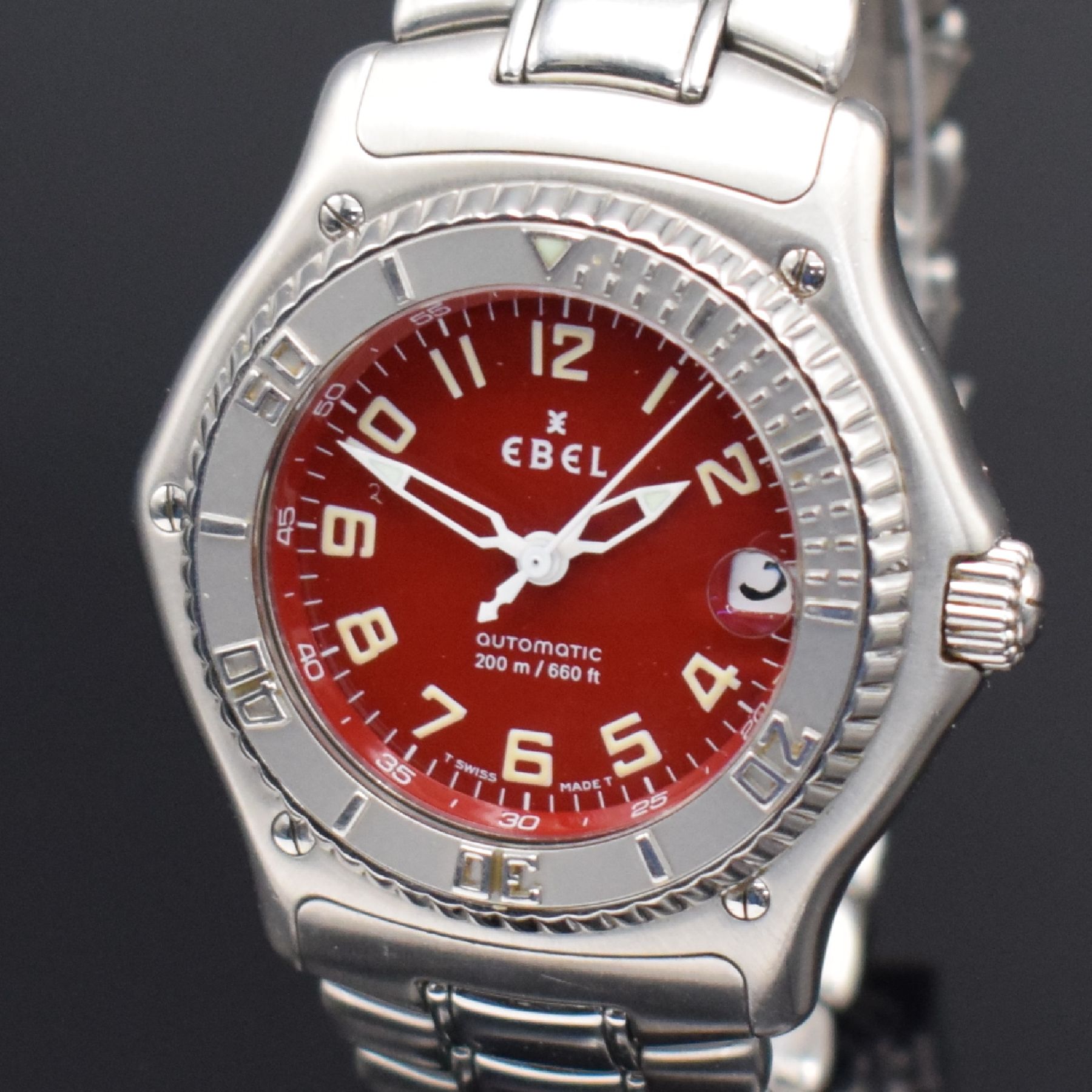 Detail c: EBEL Herrenarmbanduhr Discovery Referenz 9080341, Automatik, Schweiz um 2000, Edelstahlgeh. inkl. Gliederband m. Faltschl., 8-fach verschr. Boden, ...
