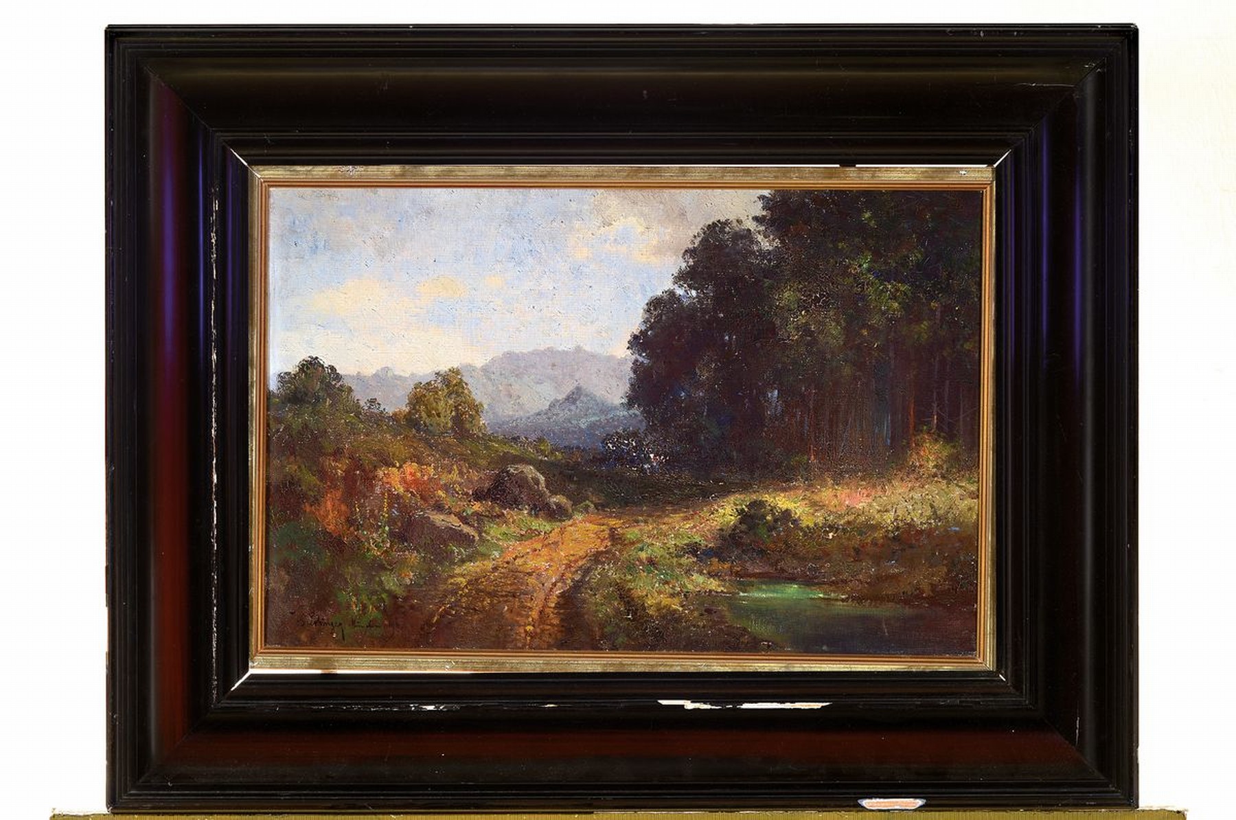 Detail k: Josef Lohinger, 1836-1918, Waldweg in Vorgebirgslandschaft, links unten signiert u. datiert München 1916, lasierende Malerei unter Verwendung der ...