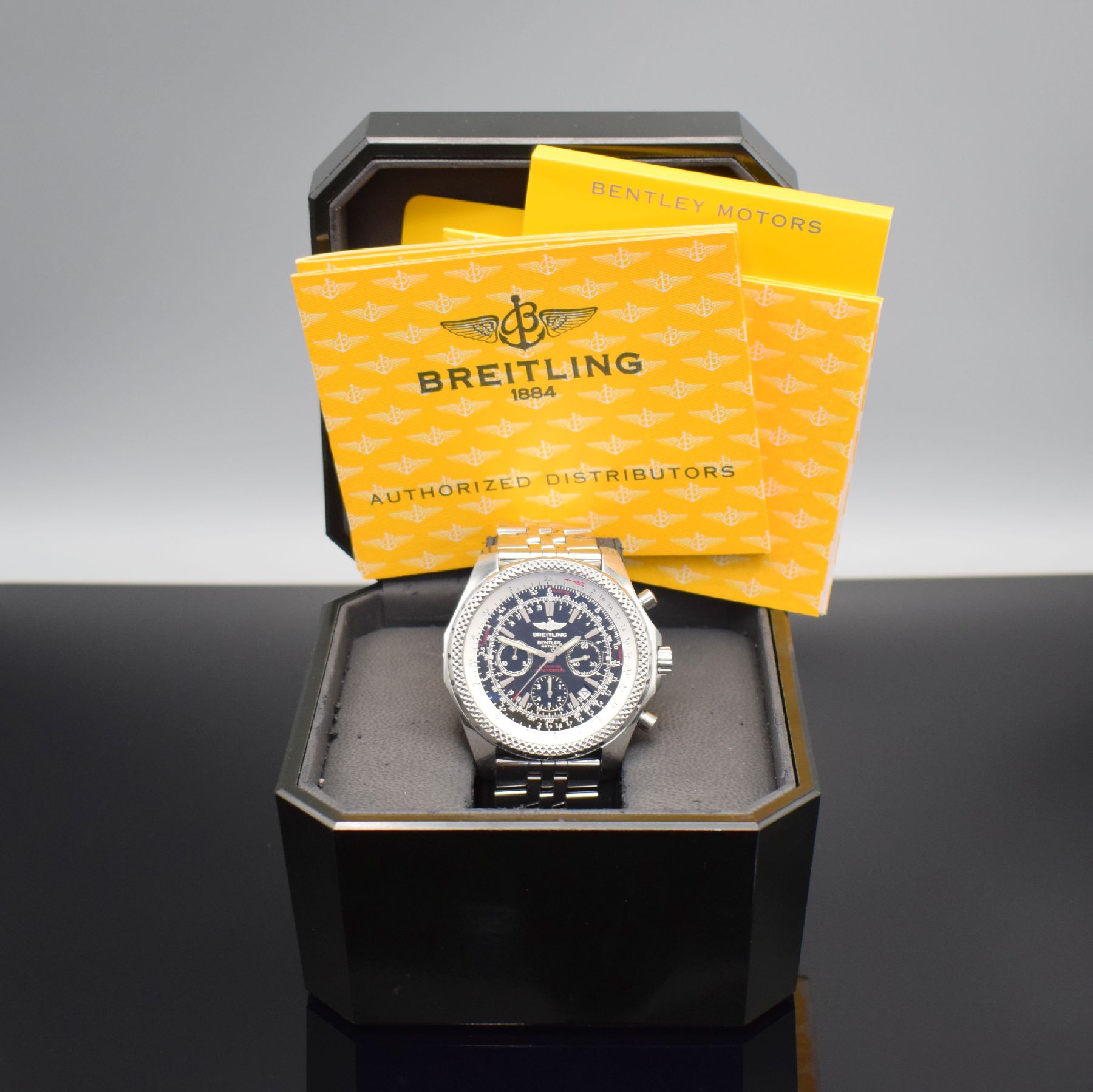 Detail f: BREITLING for Bentley Armbandchronograph Referenz A25362, Automatik, Chronometer in