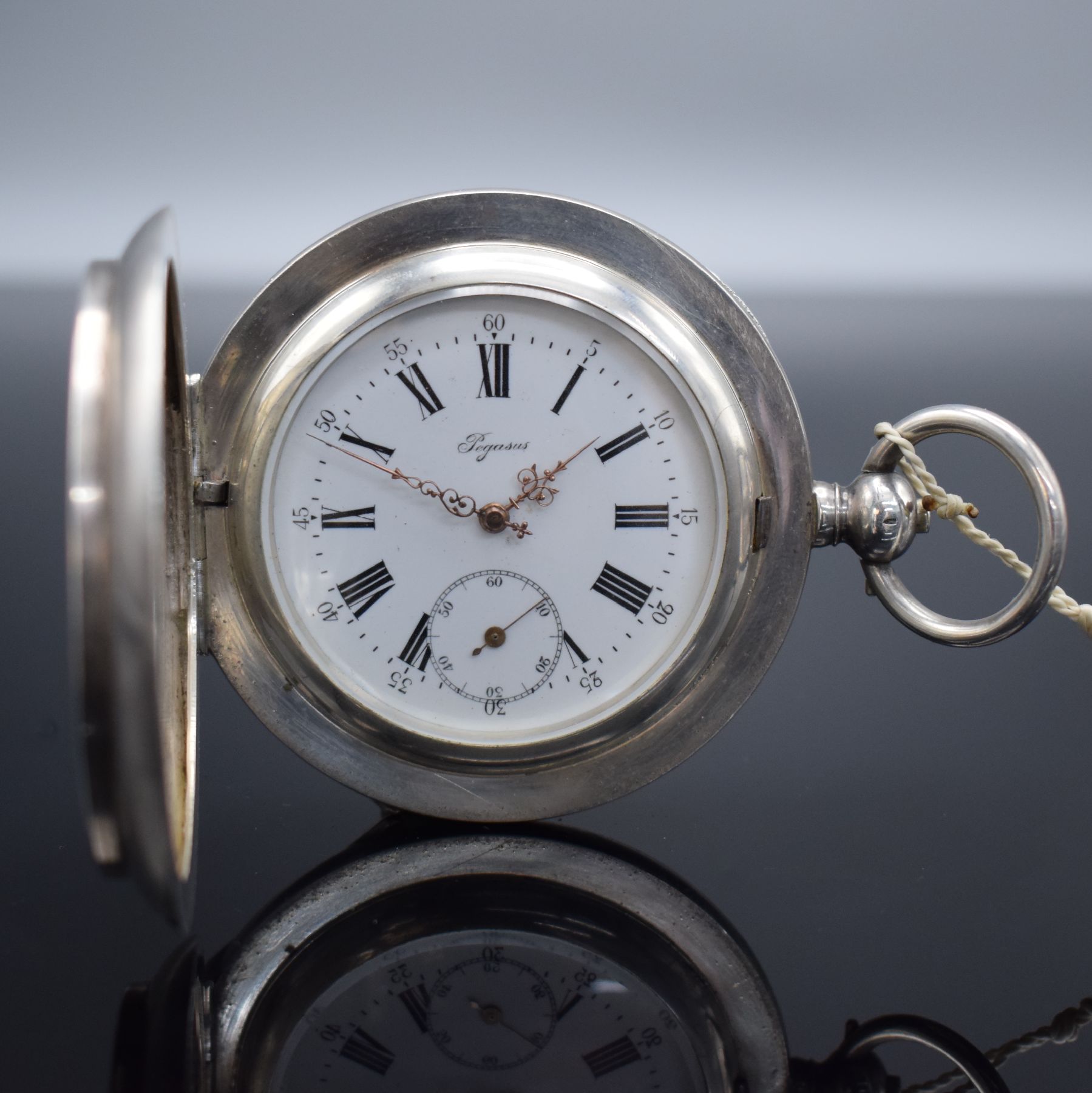 Detail b: Vaucher Geneve & 10 weitere Taschenuhren in Silber, ca. 1800 - 1920, Schlüssel- & Kronenaufzug, u. a. OMEGA, PEGASUS, UNION Ancre..., 3 Savonette, 8 ...