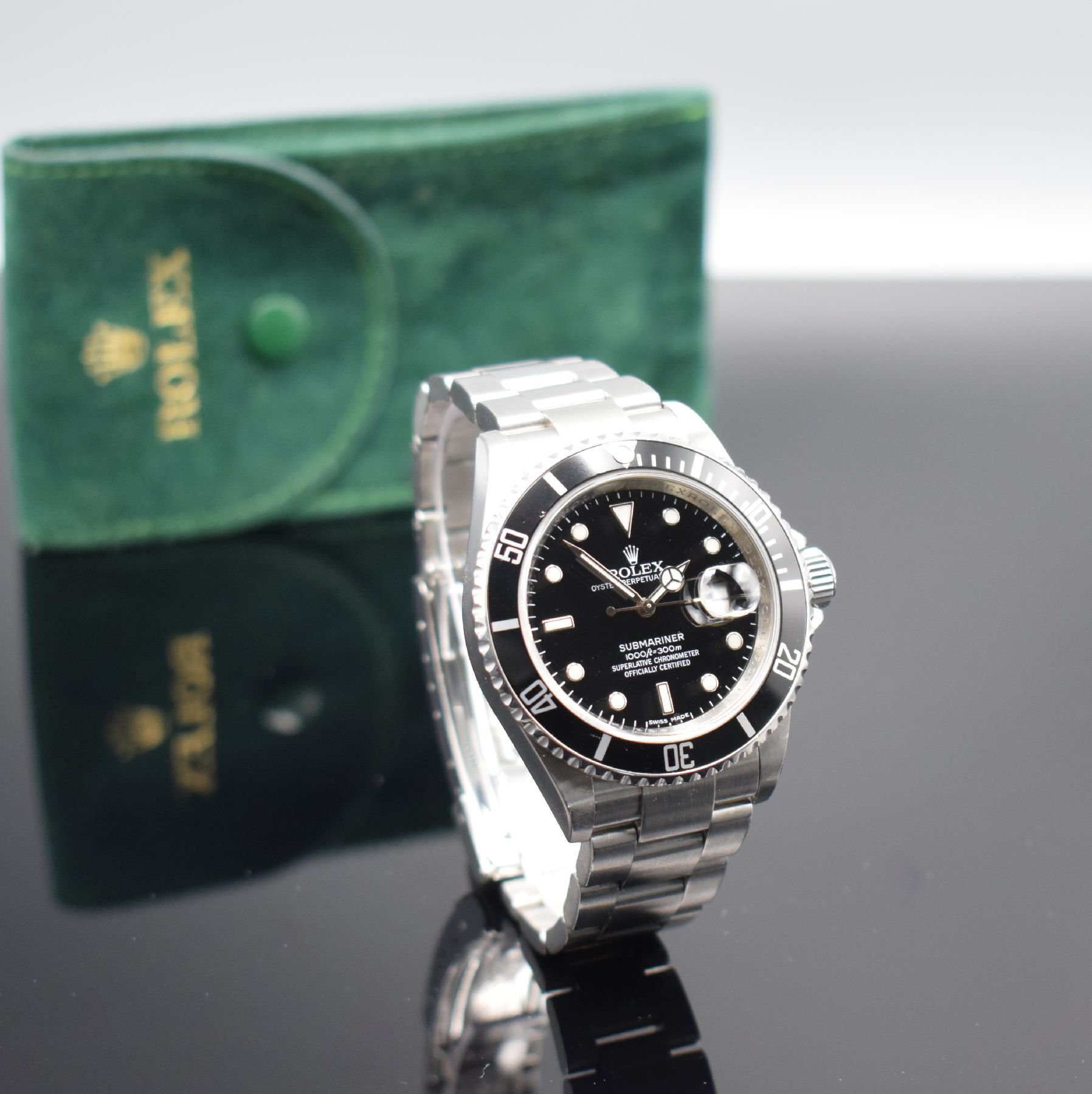 Detail d: ROLEX Oyster Perpetual Date Submariner Herrenarmbanduhr Referenz 16610 T, Schweiz um 2007, Chronometer der Superlative in Edelstahl inkl. Oysterband ...