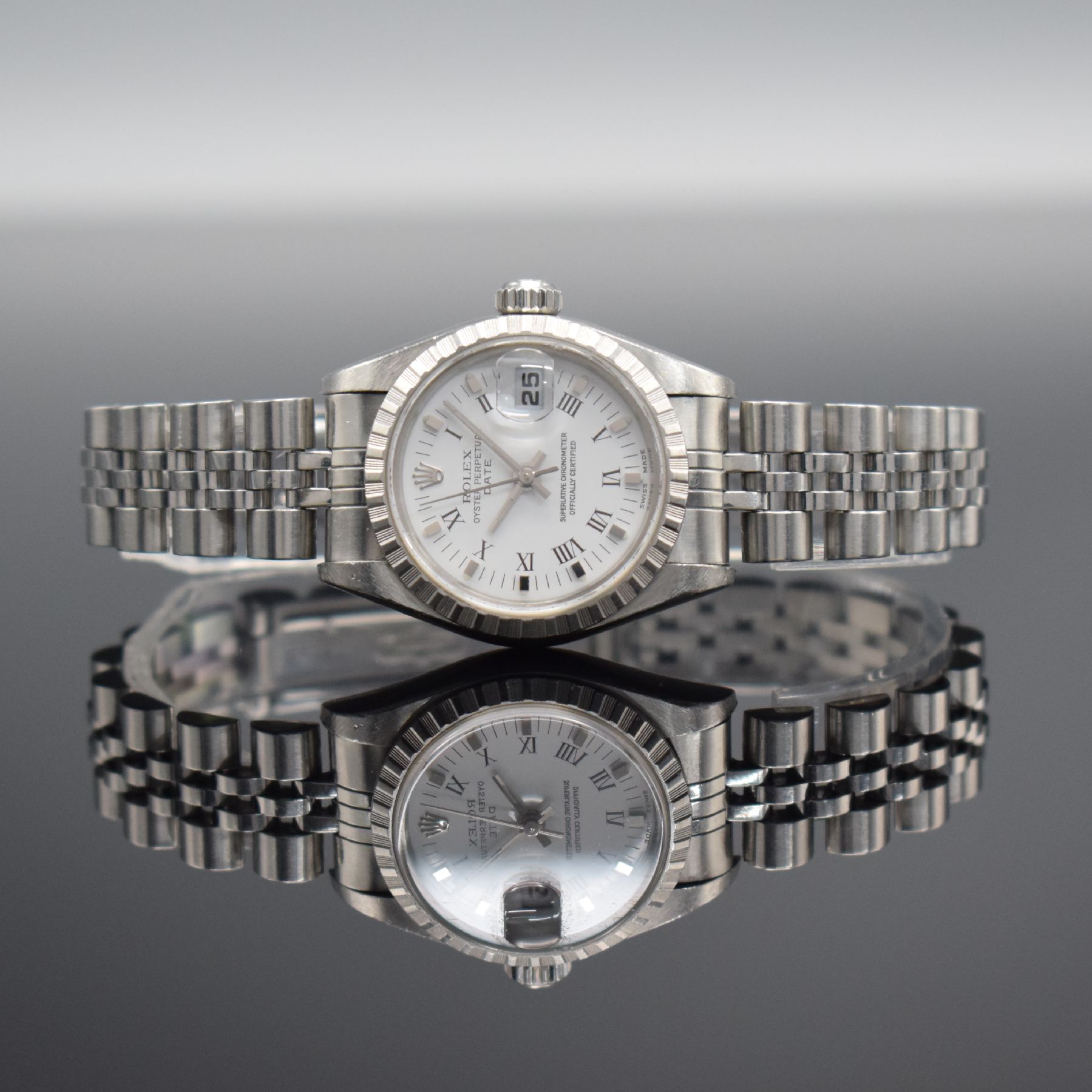 ROLEX Oyster Perpetual Date Damenarmbanduhr,Schweiz verk. lt. beil. Zertifikat 12/2000, Automatik, Ref. 79240, Chronometer der Superlative in ...