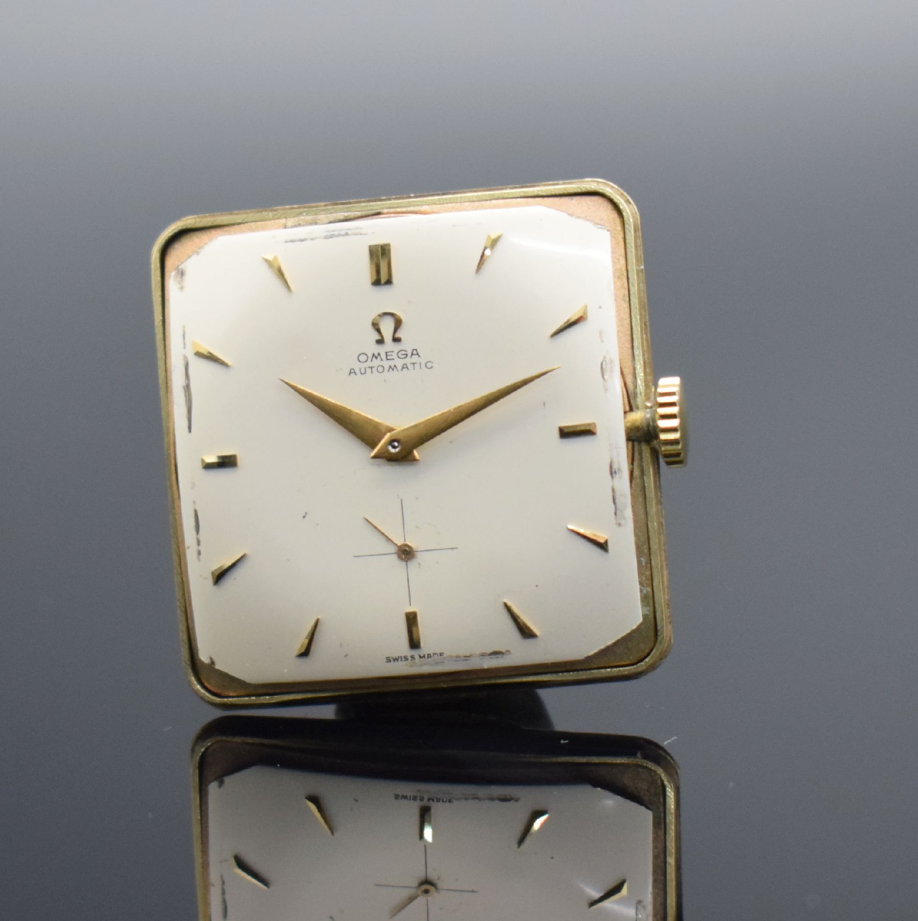 Detail g: OMEGA Referenz 3903 quadratische Armbanduhr mit Hammerautomatik in GG 585/000, Schweiz um 1950, gedr. Geh., silb. Zifferbl. fl., aufges. gold. ...