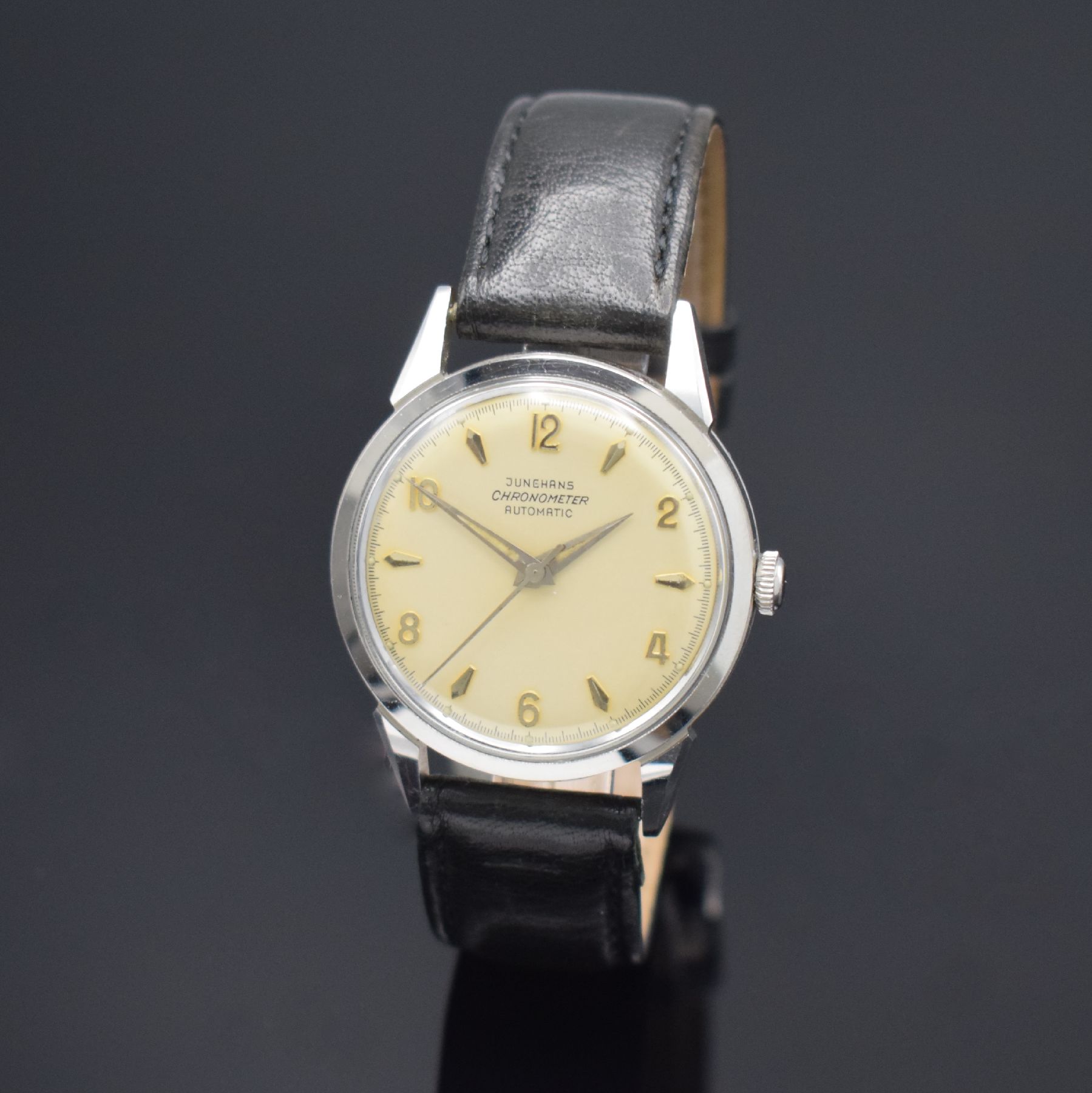 Detail b: JUNGHANS Chronometer Armbanduhr in Stahl, Deutschland um 1960, Automatik, gedr. Geh., gut erhaltenes silb. Zifferbl., silb. arab. Zahlen & Indizes, ...