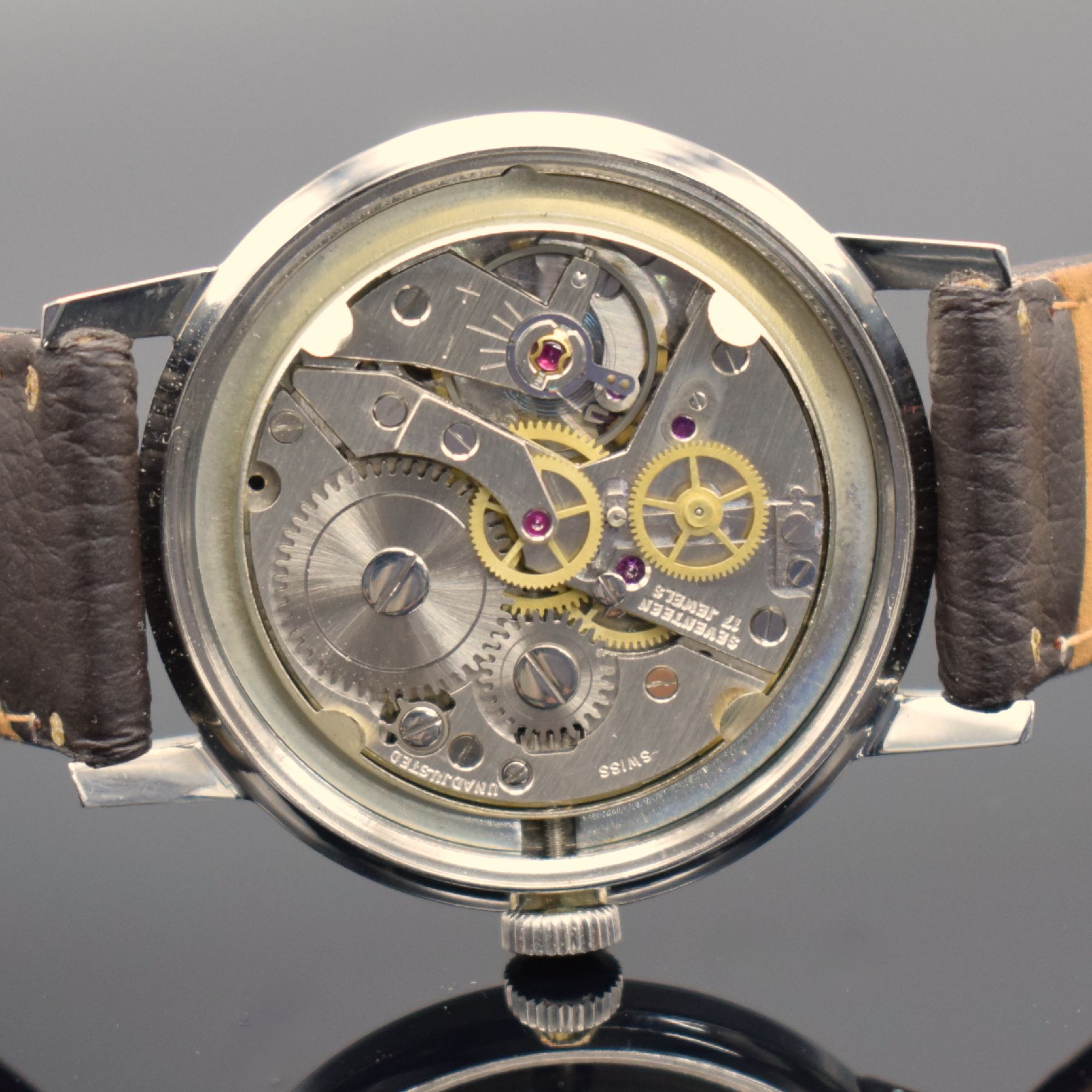 Detail g: WERBA sehr seltene Armbanduhr mit springender Zentralsekunde in Stahl, Schweiz um 1965, Handaufzug, 2-tlg. Geh., Boden verschr., sehr schönes & ...