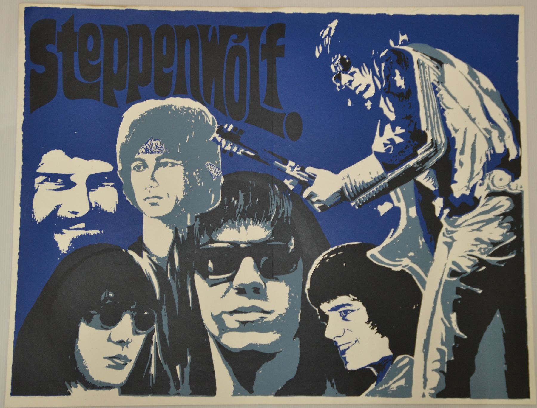 Detail f: Konvolut aus 44 seltenen psychedelischen und Kultplakaten/Grafiken, 1960-80er Jahre, D/GB/NL, geometrisierende Grafikplakate mit ...