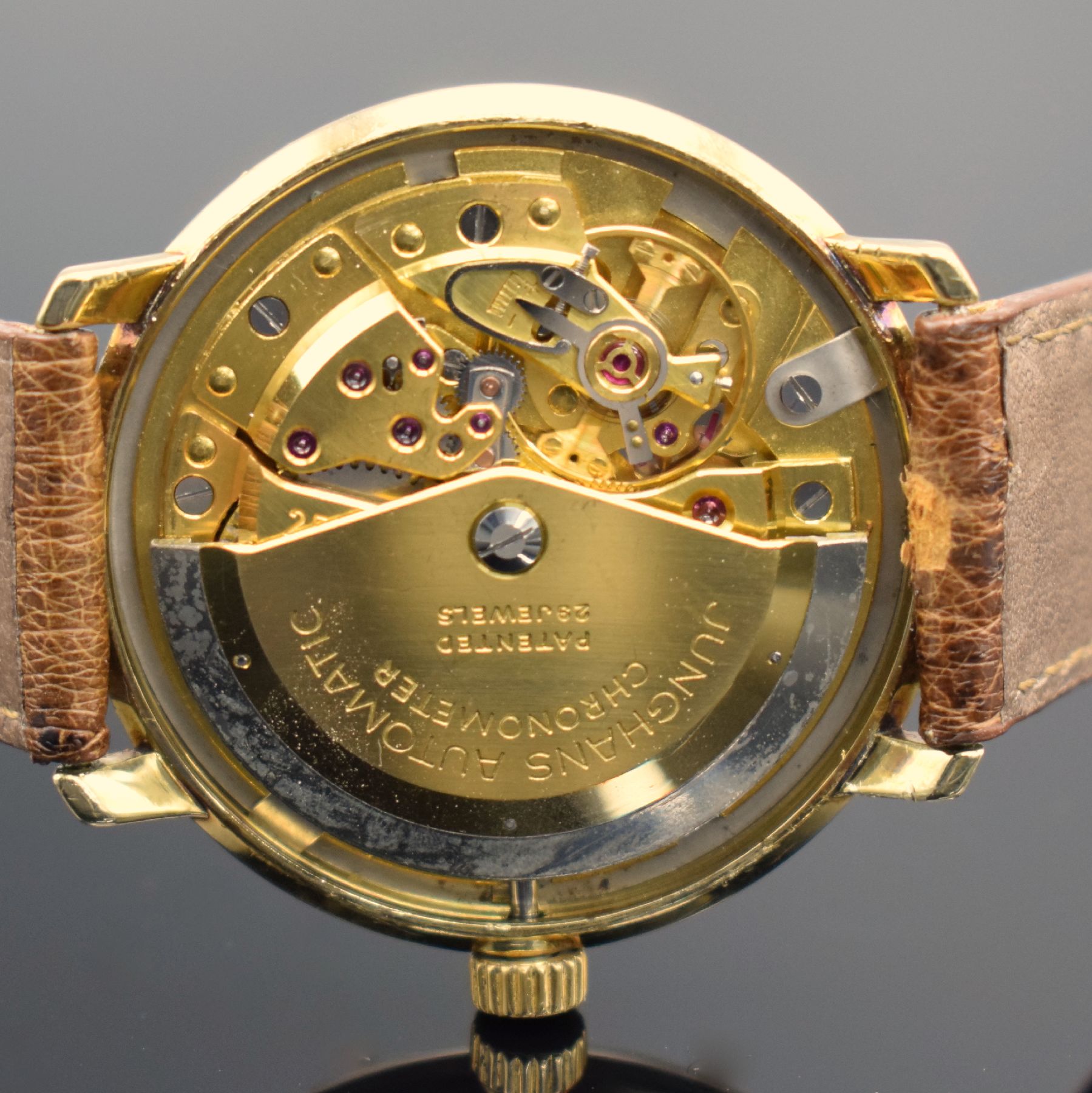 Detail h: JUNGHANS Chronometer Kaliber 83/S seltene Armbanduhr in GG 585/000, Deutschland um 1965, Automatik, massives 2-tlg. Geh., Boden aufgedr., silb. ...