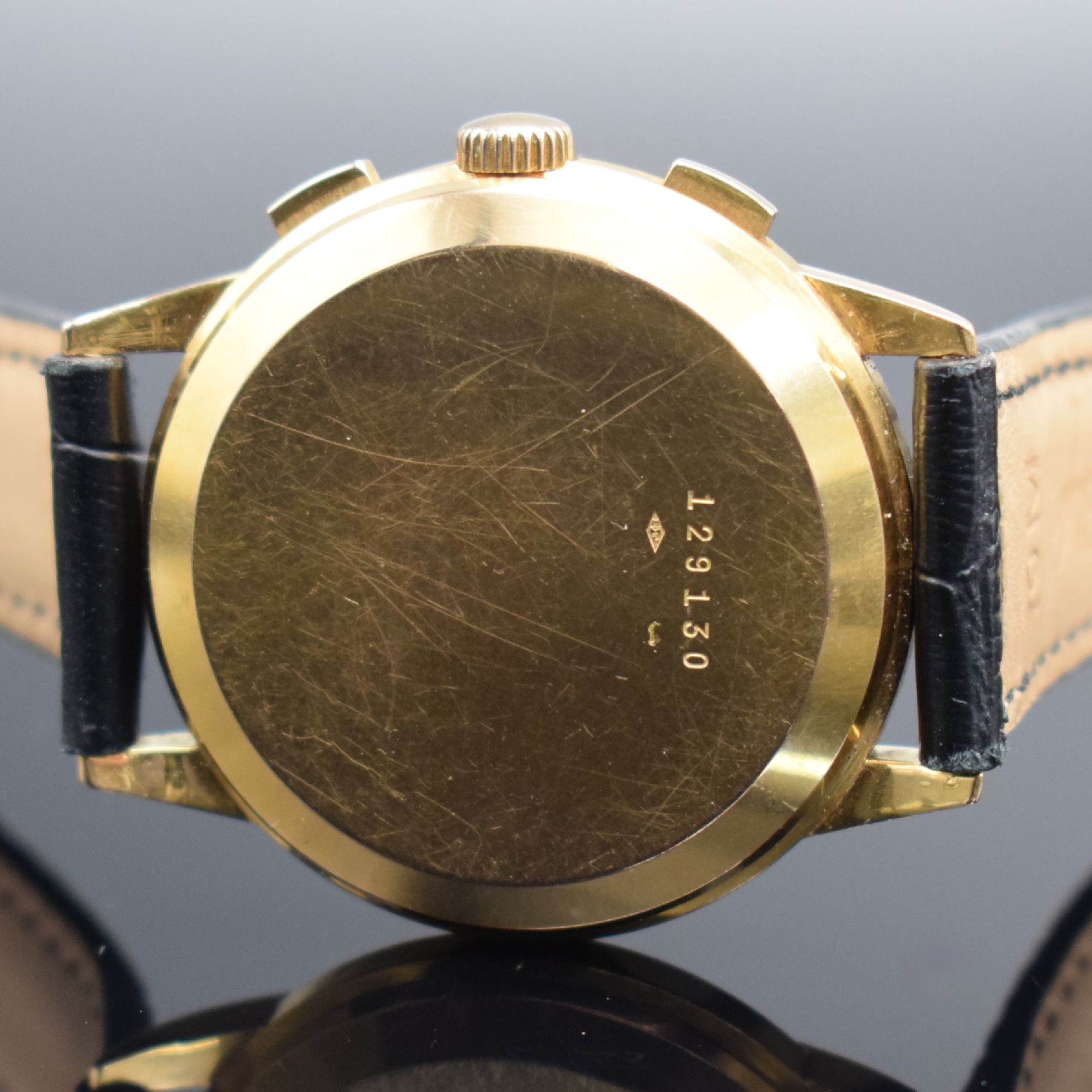 Detail f: JAEGER großer Schaltradchronograph in RG 750/000, Schweiz/Frankreich um 1945, Handaufzug, massives 3-tlg. Geh. sign. mit "E.J."-Stempel ...