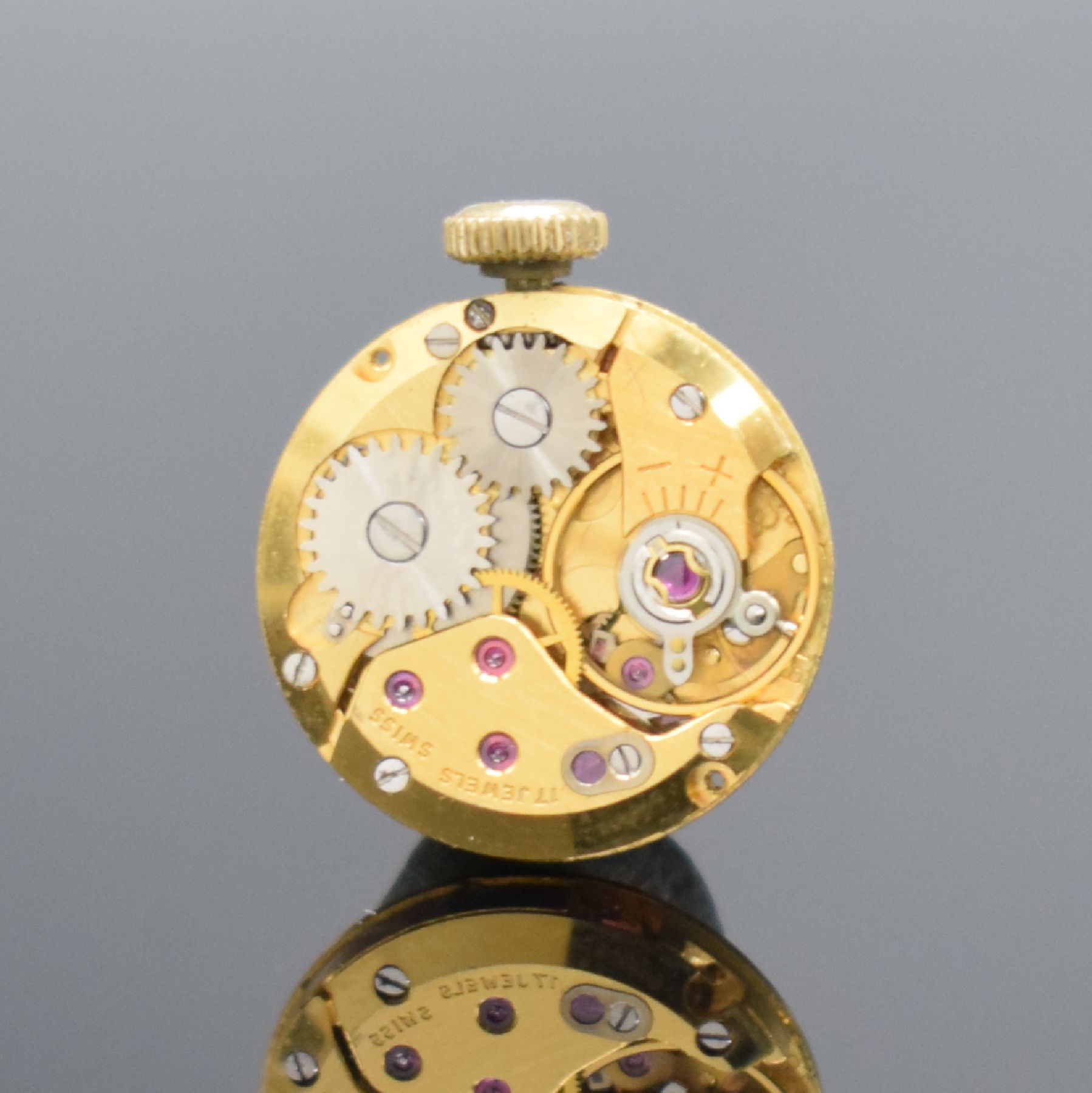 Detail c: MONTRIAL Damenarmbanduhr in GG 585/000, Schweiz um 1965, Handaufzug, 2-teil. Geh., Boden aufgedr., Goldband in GG 585/000, silb. Zifferbl. m. aufges. ...