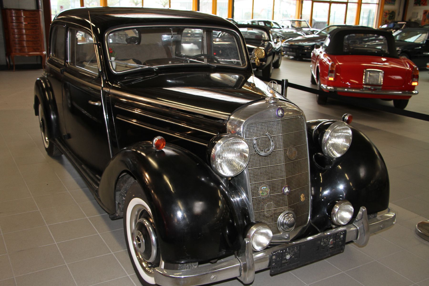 Detail a: Mercedes Benz 170 SD Limousine, EZ 11/1951, Fahrgestellnummer: 1360401039851, 29 kW/39 PS, Schaltgetriebe, schwarz, Innenausstattung braun, nicht ...