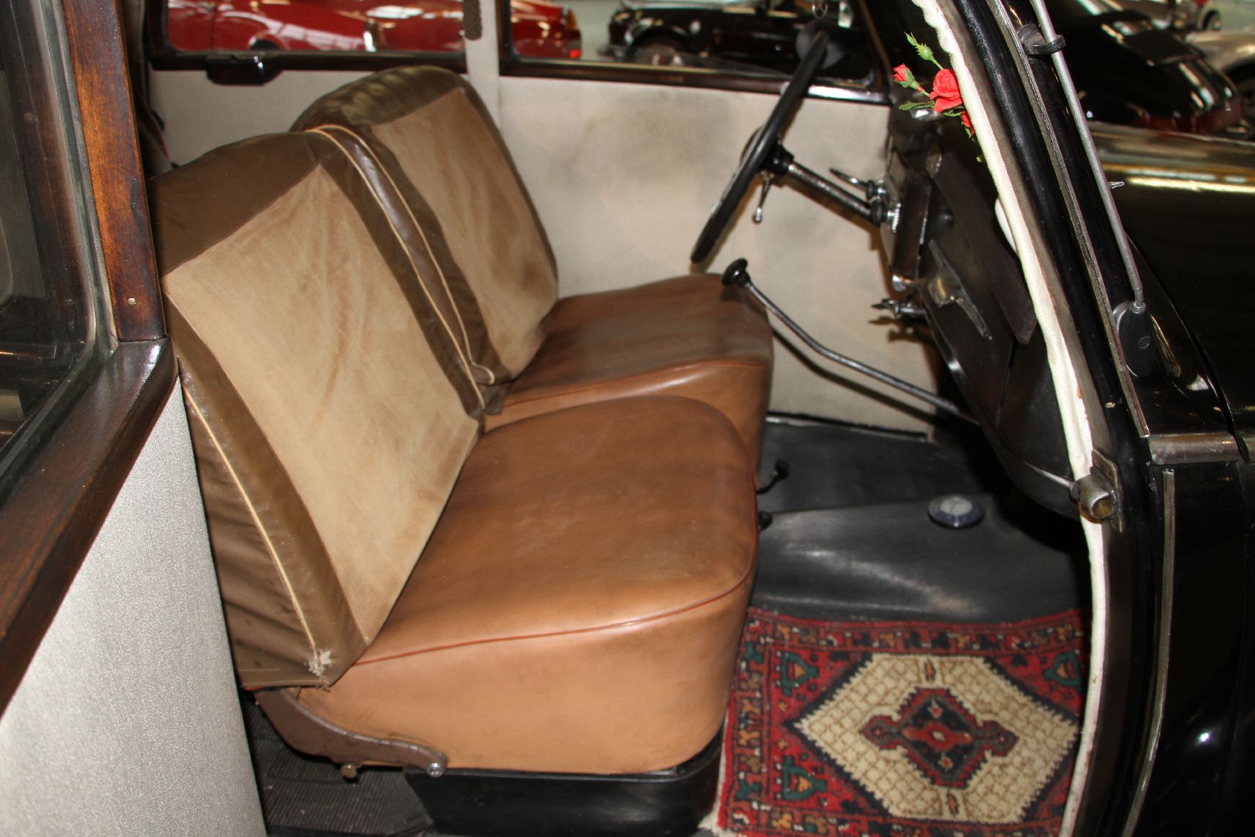 Detail d: Mercedes Benz 170 SD Limousine, EZ 11/1951, Fahrgestellnummer: 1360401039851, 29 kW/39 PS, Schaltgetriebe, schwarz, Innenausstattung braun, nicht ...