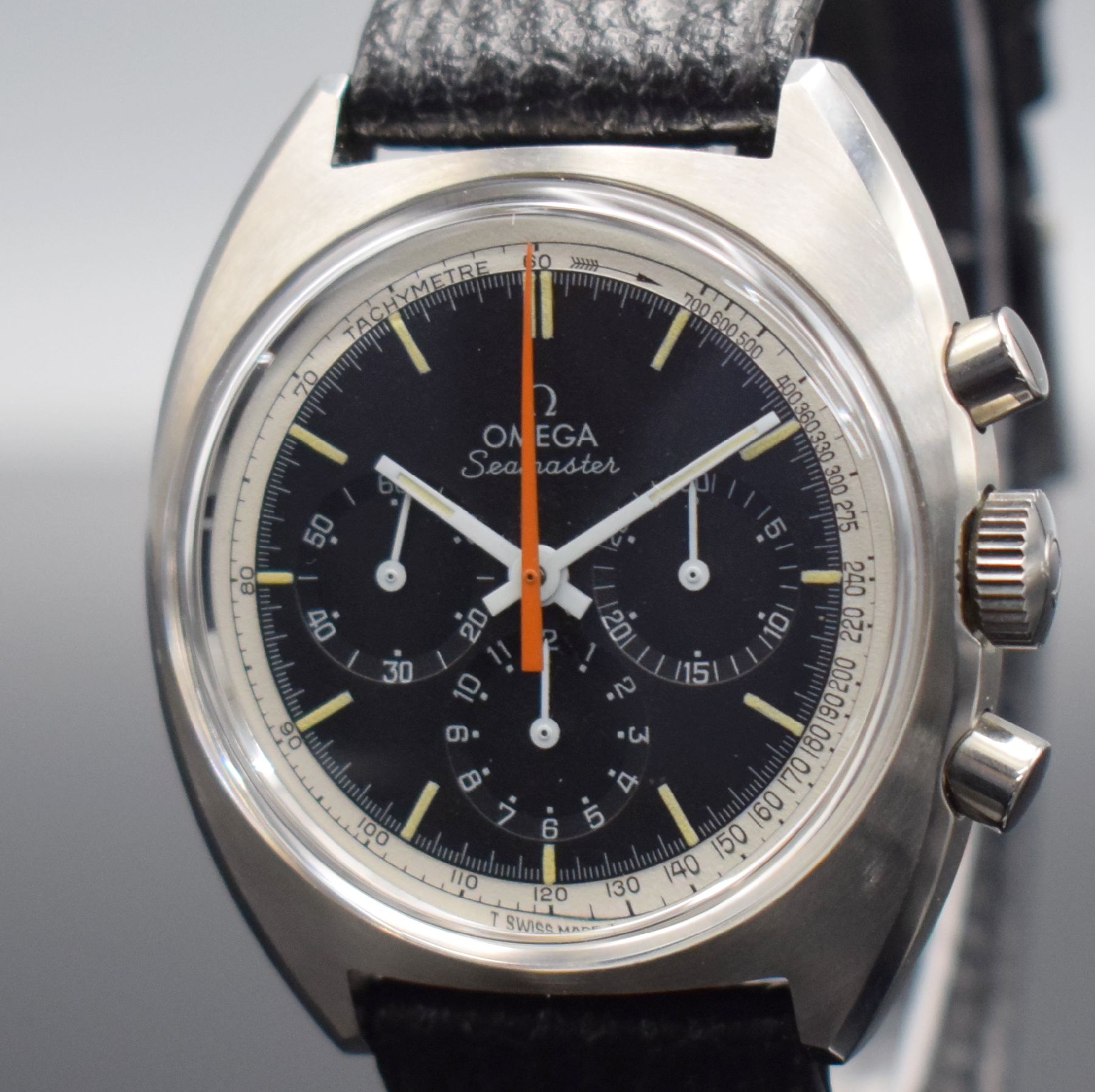 Detail c: OMEGA Seamaster nahezu neuwertiger Schaltradchronograph Referenz 145.016-68, Schweiz um 1968, Handaufzug, Edelstahlgeh. inkl. orig. Lederband m. ...