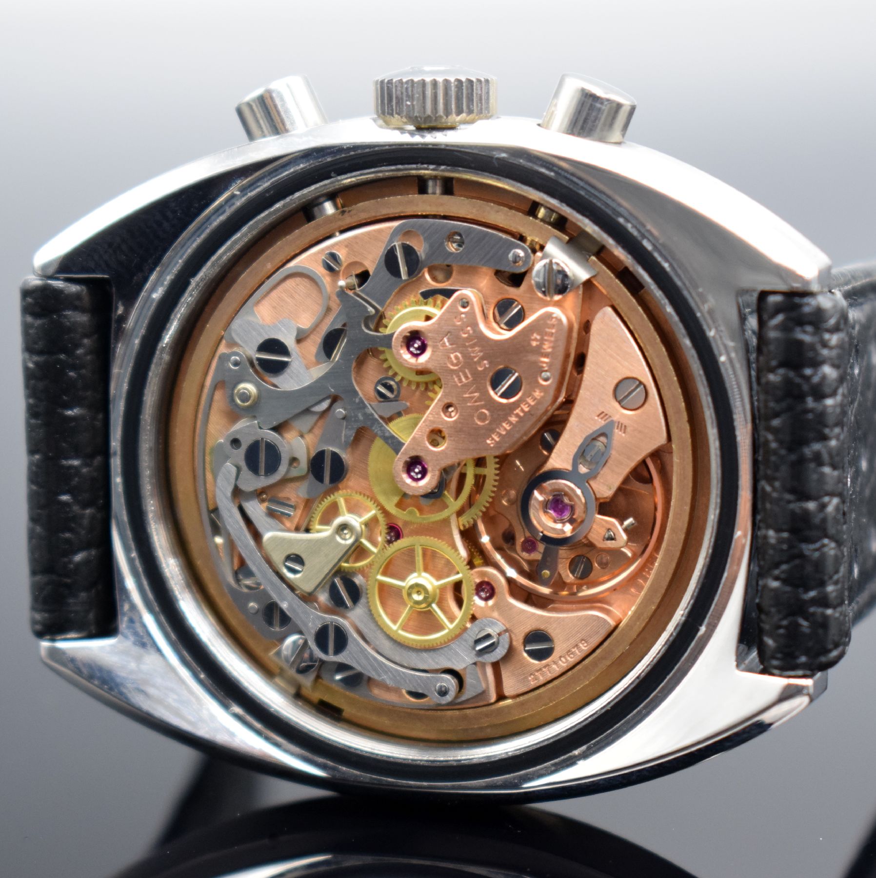 Detail h: OMEGA Seamaster nahezu neuwertiger Schaltradchronograph Referenz 145.016-68, Schweiz um 1968, Handaufzug, Edelstahlgeh. inkl. orig. Lederband m. ...