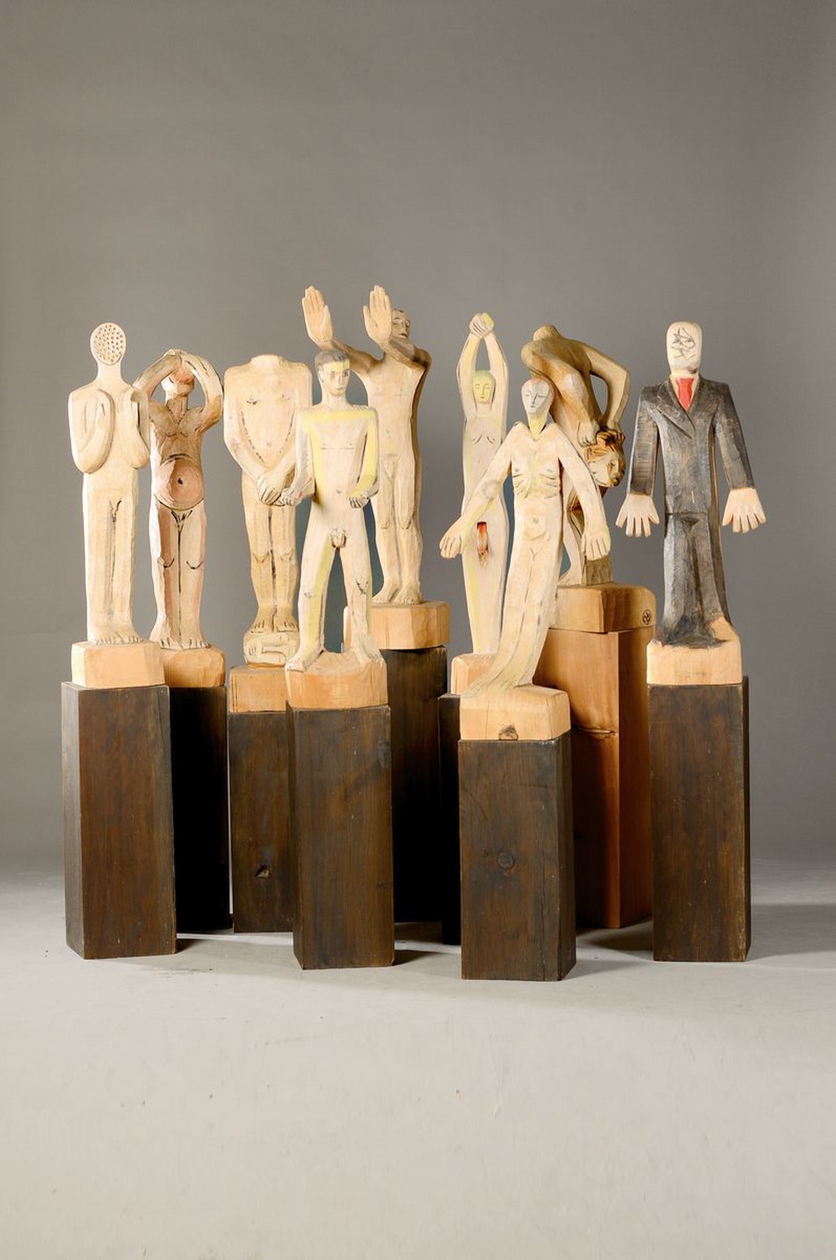 Baldur Greiner, geb. 1946 Darmstadt, Lehre als Holzbildhauer, Werkkunstschule Darmstadt, Akademie Hamburg, seit 1974 freischaffender Bildhauer in ...