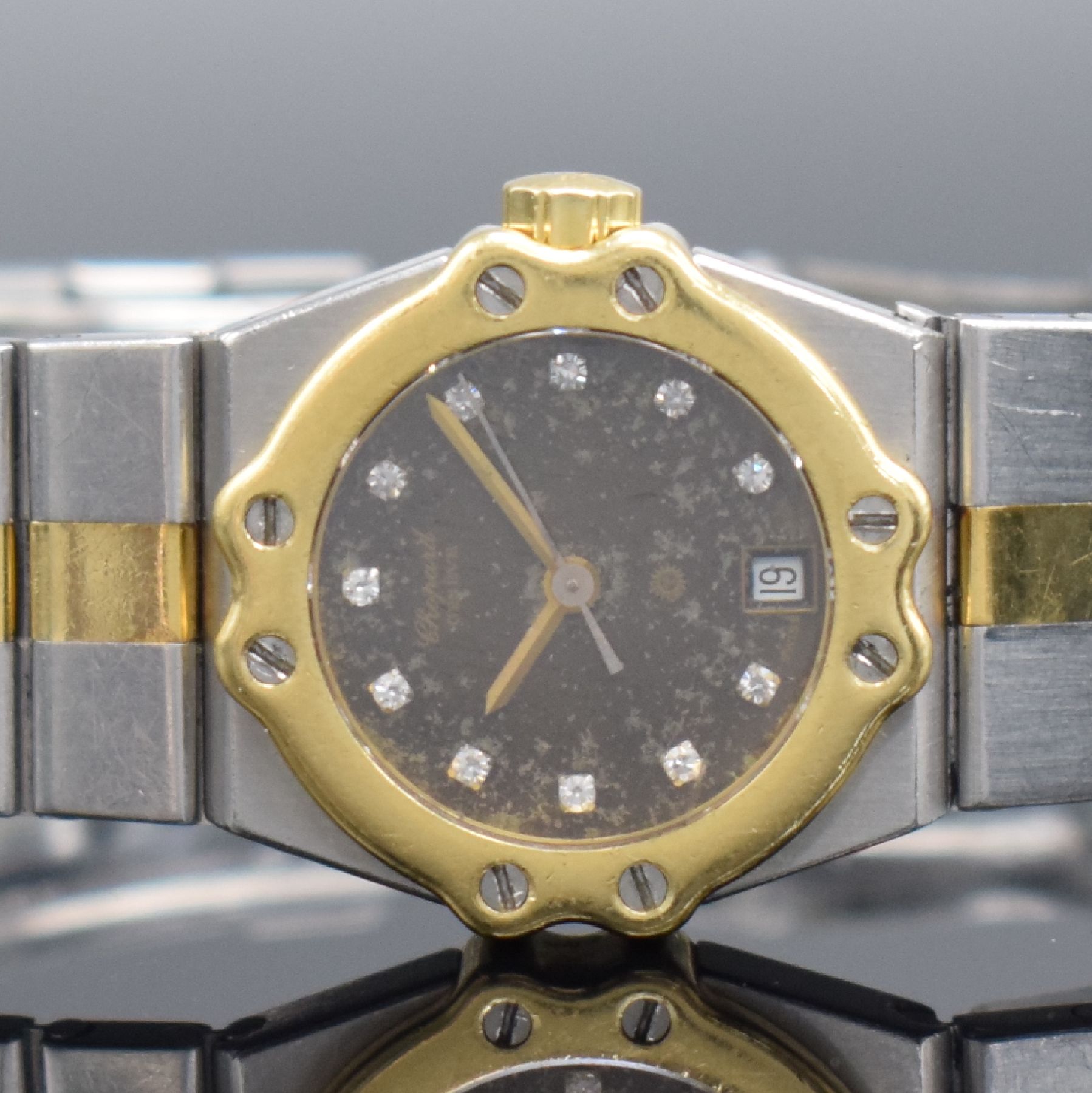 Detail a: CHOPARD St. Moritz Damenarmbanduhr Referenz 8024, Schweiz um 1990, quarz, Edelstahl & Gold komb., Stülpgeh., 8-fach verschr. Goldlünette, ...