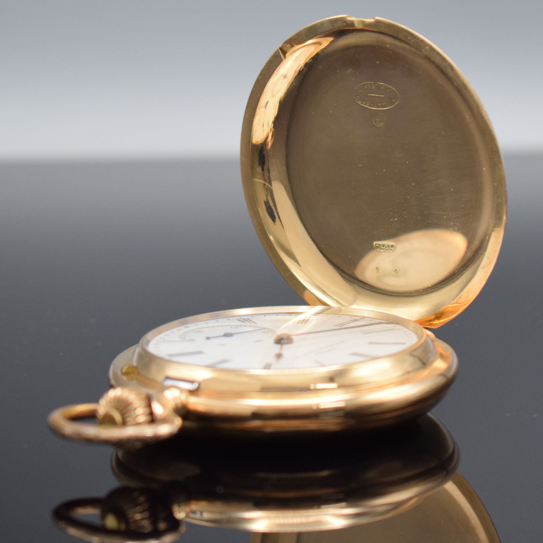 Detail b: J. ASSMANN Glashütte I/Sachsen Savonette in RG 585/000, Deutschland um 1900, glattes 3- Deckel Goldgeh. m. Monogramm auf Sprungdeckel, 2-teil. ...