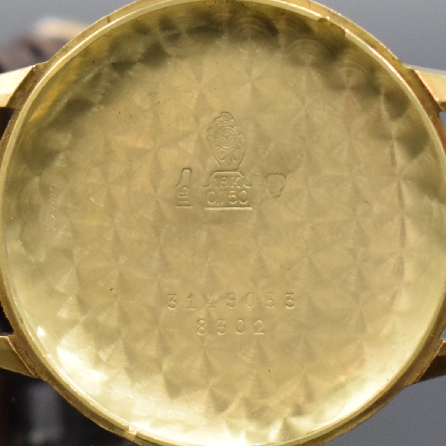 Detail i: MOVADO Herrenarmbanduhr in GG 750/000 mit Kaliber 127, Handaufzug um 1950, Handaufzug, 2-teil. Geh., Boden aufgedr., silb. Zifferbl. m. aufges. ...