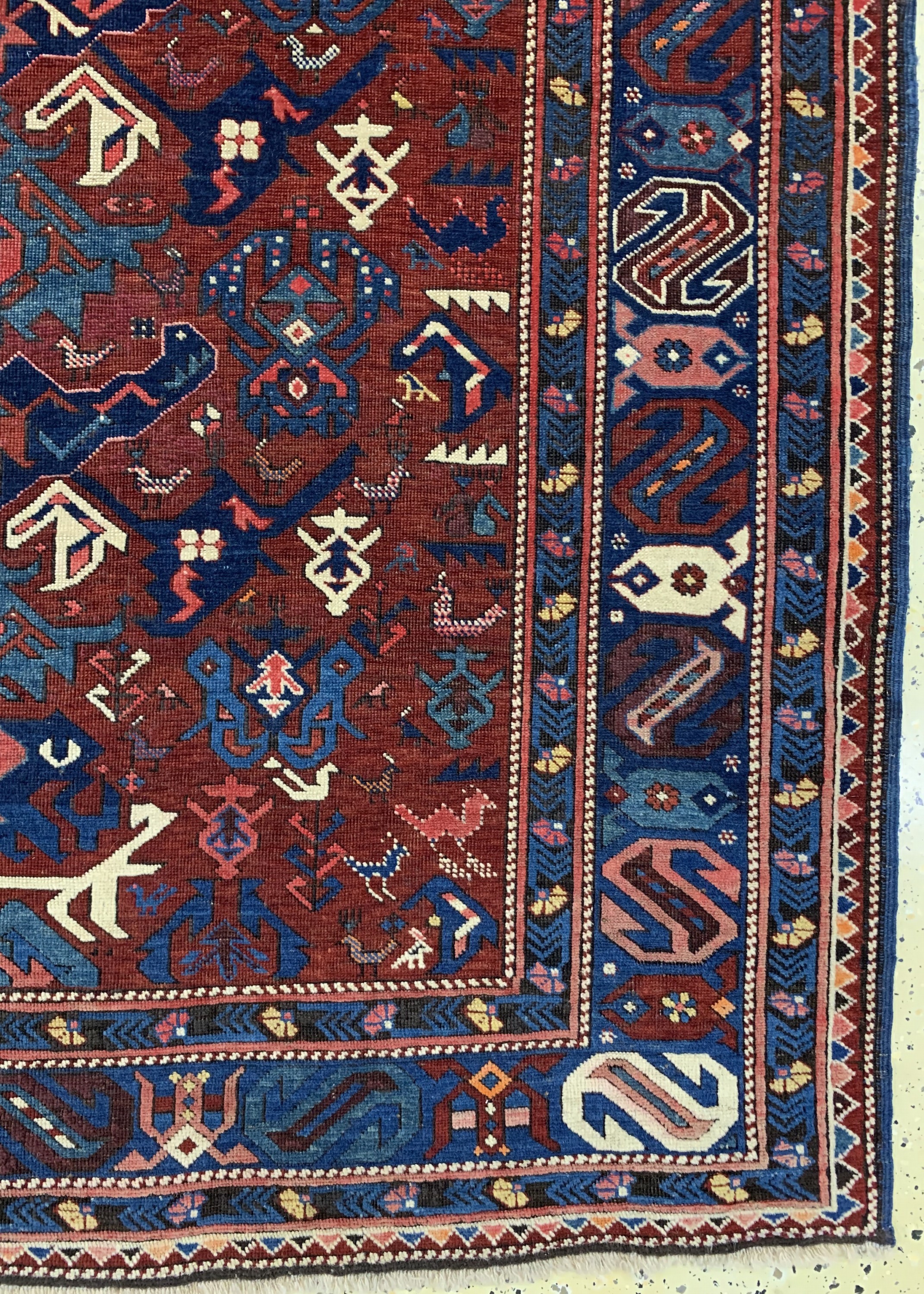 Detail a: Bidjov antik, Kaukasus, 19.Jhd, Wolle auf Wolle, ca. 256 x 145 cm. vgl. Battenberg Band1 Orientteppiche Seite 262/263, EHZ: 2-3 (fachkundig ...