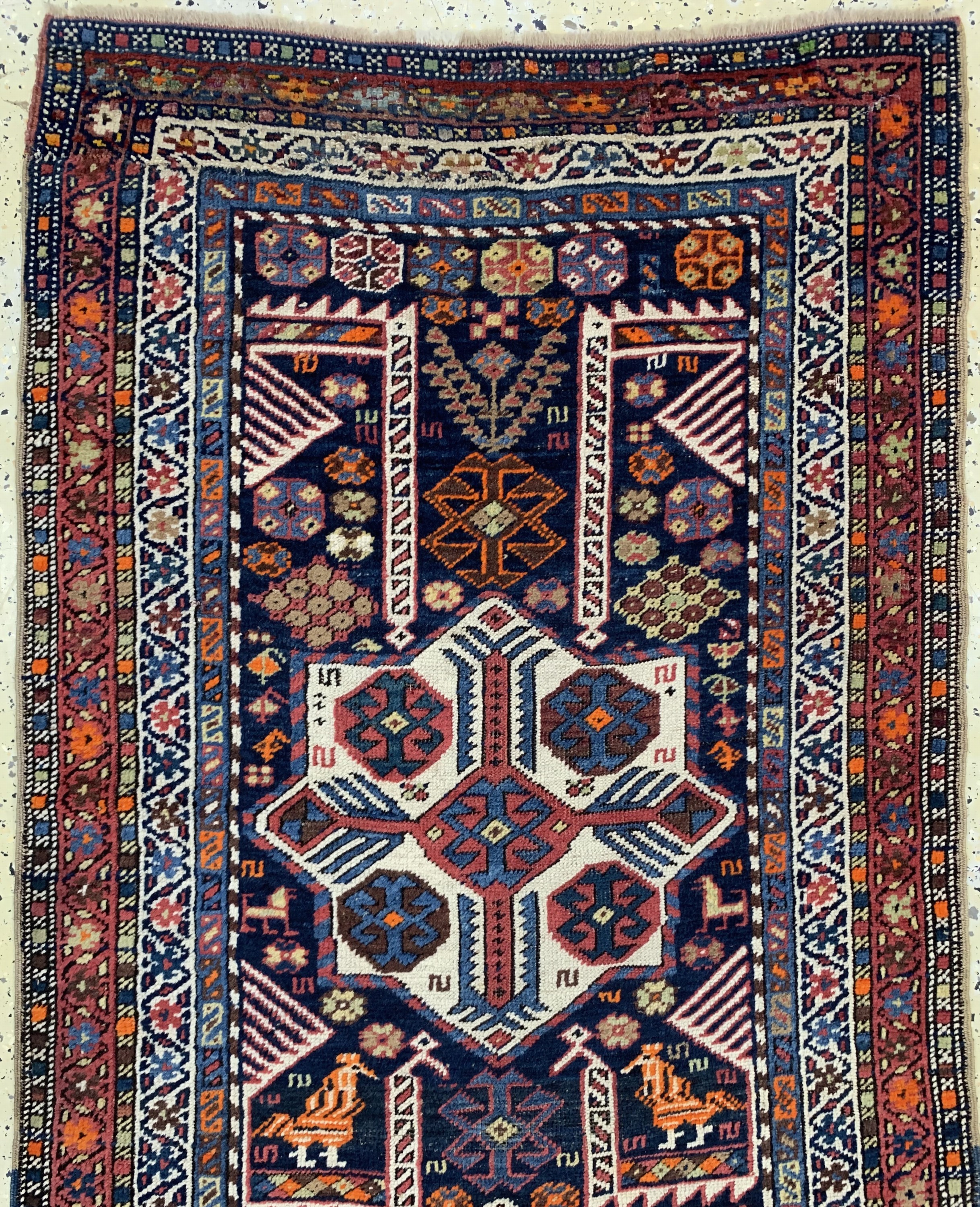 Detail d: Akstafa antik, Kaukasus, um 1900, Wolle auf Wolle, ca. 295 x 100 cm. siehe Battenberg Orientteppiche Band 1 1979 Seite 216, EHZ: 2-3(alte ...