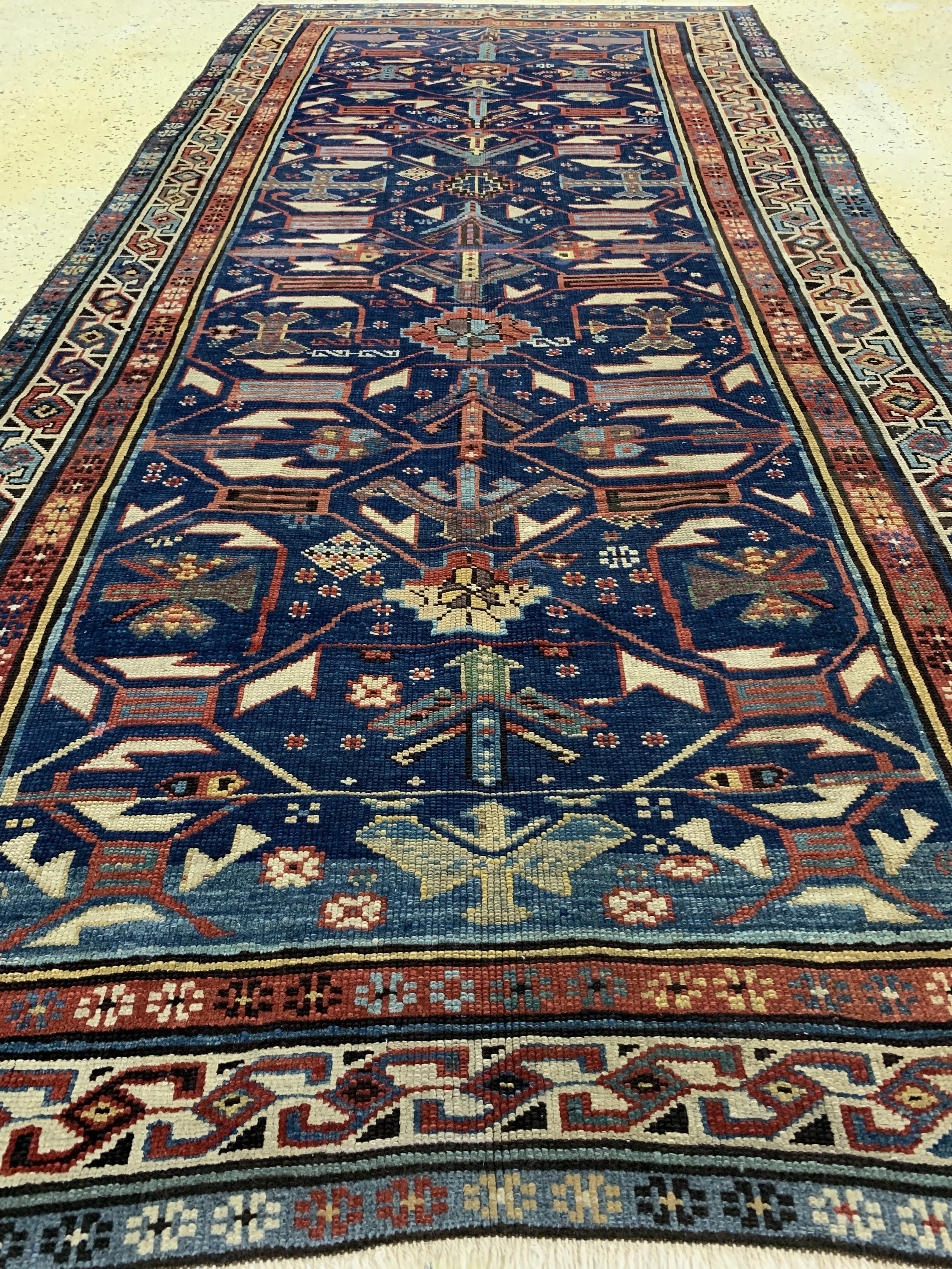 Detail f: Kuba-Schirwan antik, Kaukasus, um 1890, Wolle auf Wolle, ca. 272 x 126 cm, EHZ: 2-3(alte Restaurierungen).