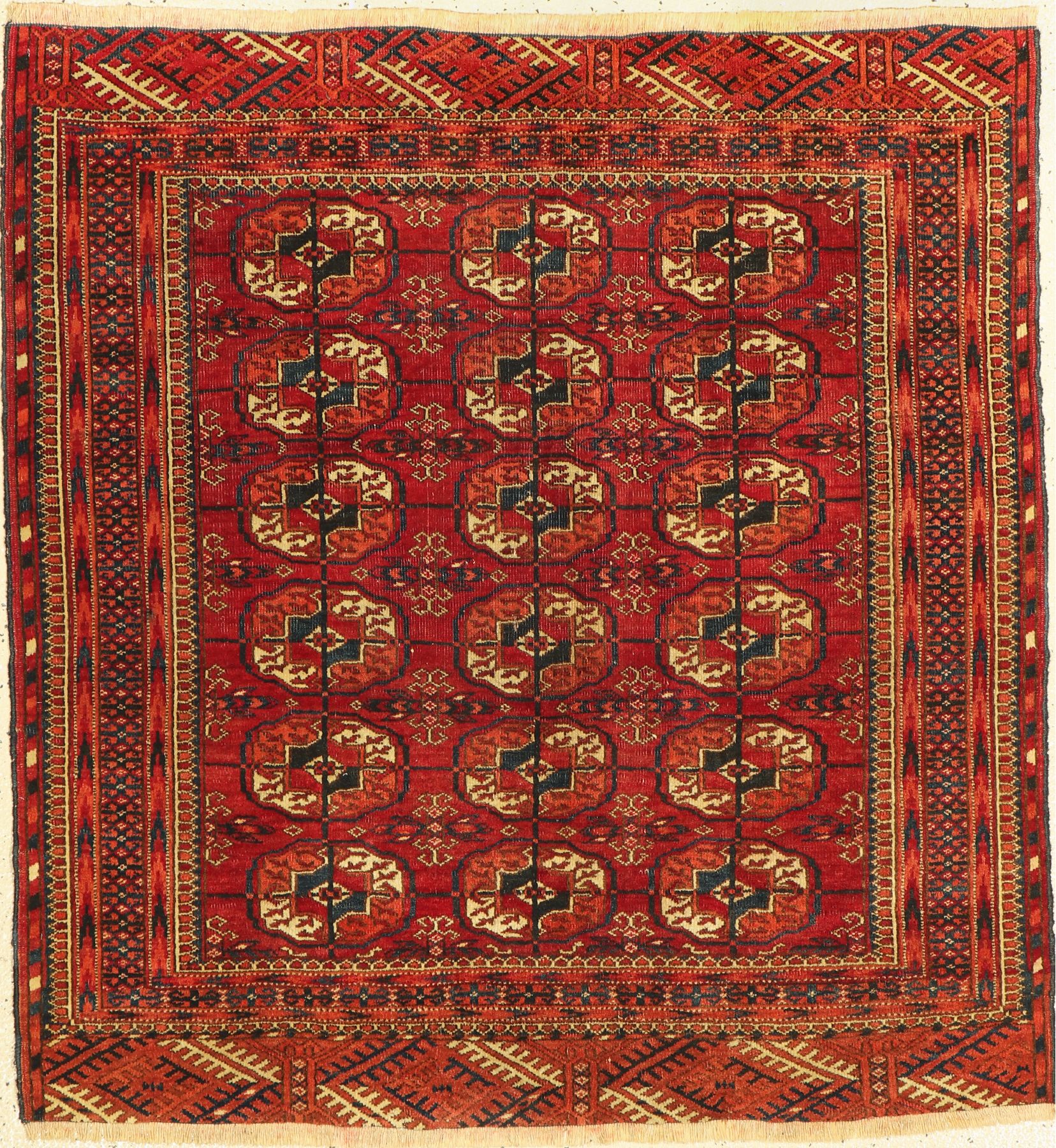 Tekke Herdteppich, Turkmenistan, um 1920, Wolle auf Wolle, ca. 106 x 100 cm, EHZ: 3