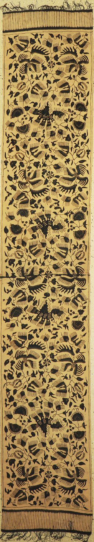 Batik-Schal, mit Vögeln und Pflanzen, Yogyakarta, Indonesien, um 1940/50, Seide, ca. 280 x 50 cm, guter Zustand (kleine Löcher)