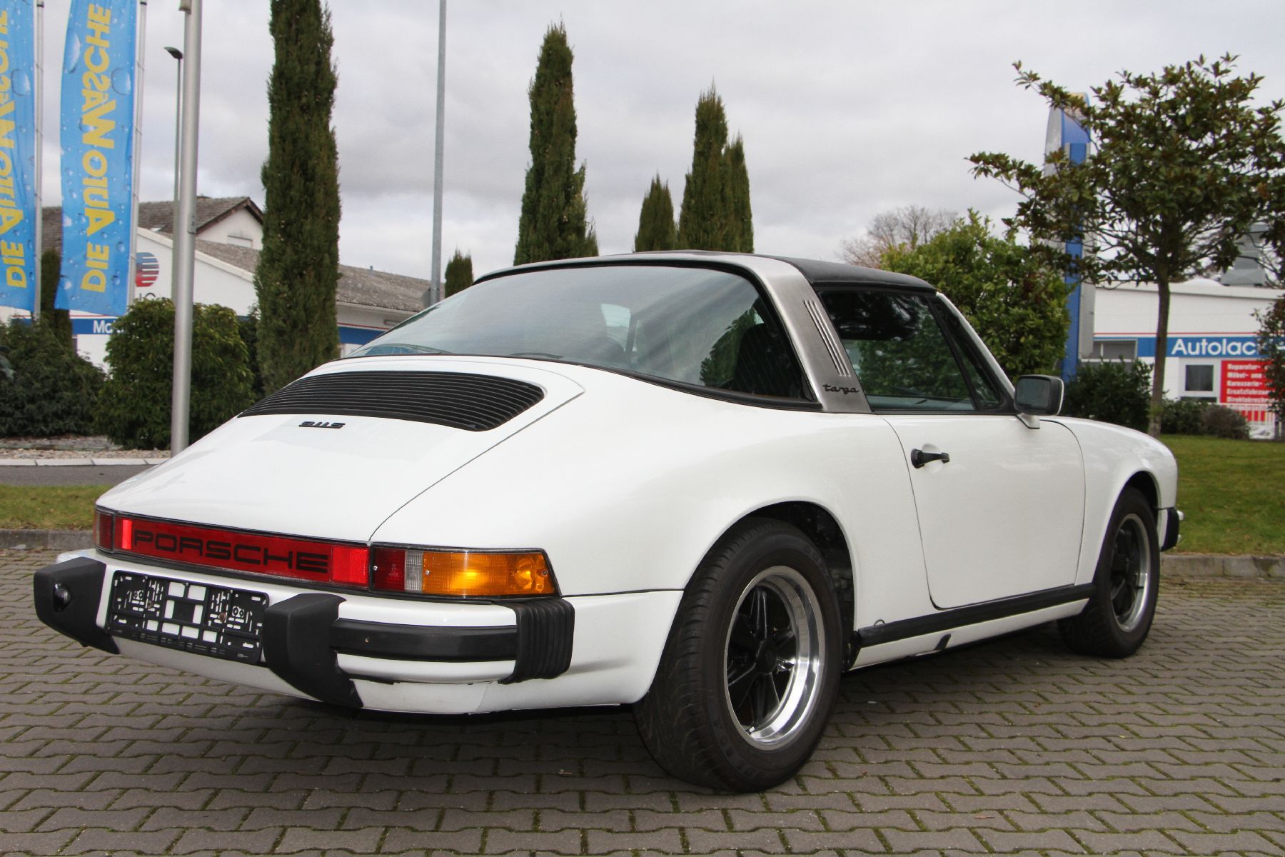 Detail c: 1974 Porsche 911 Targa 9114110930, Motor Nr.: 6141858 dieser in smartem Porsche Grand