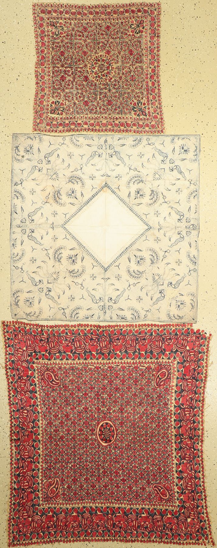 2 Seidenstickereien und 1 Batik-Tuch, Sumatra, Indonesien, um 1930, extrem feine Stickerei, ca. 125 x 125 cm, (Löcher, Flecken)