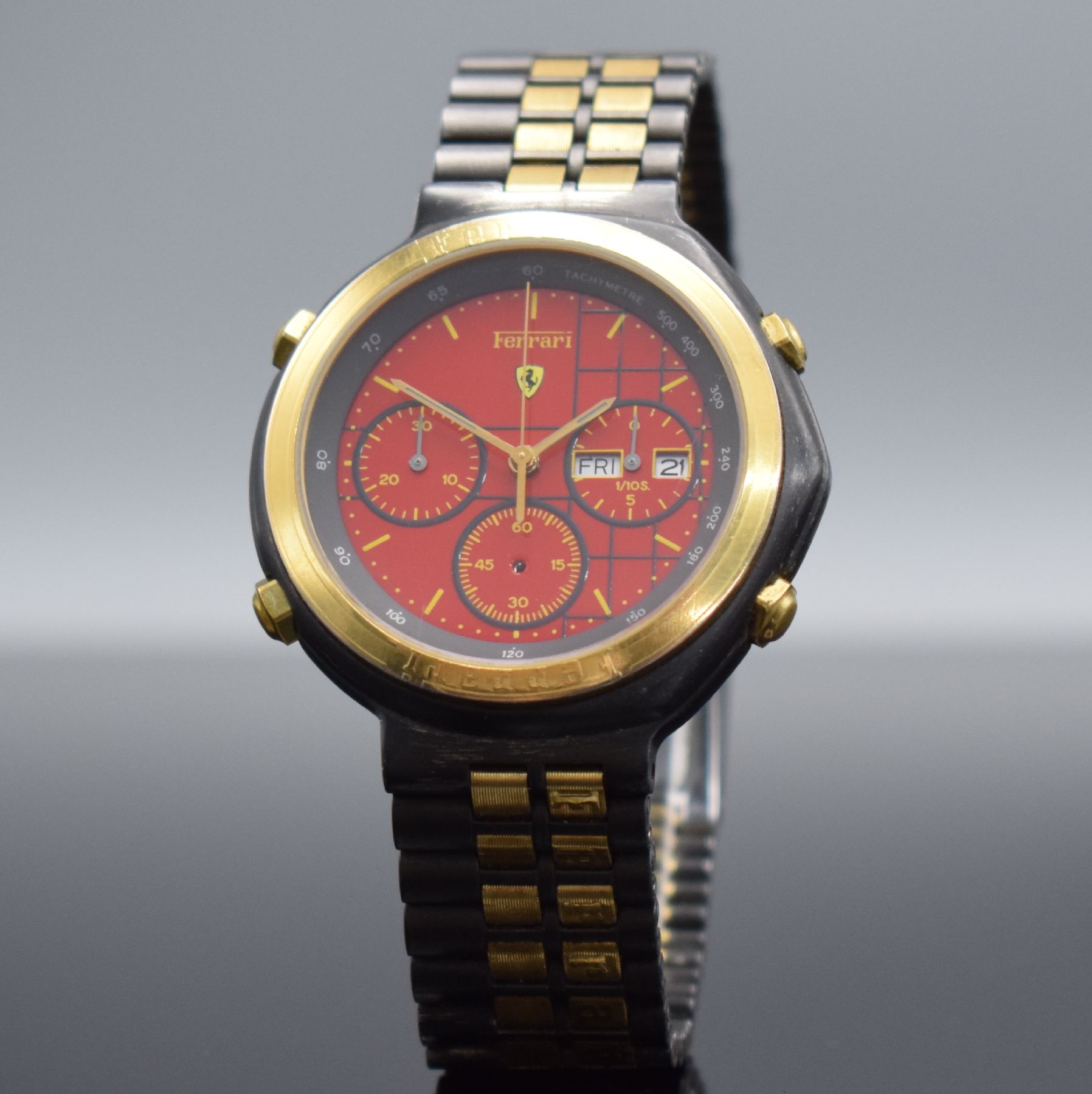 Detail b: FERRARI Formula Herrenchronograph in geschwärztem Stahl, Schweiz um 1990, quarz, Boden verschr., verg. Lünette m. Ferrari- Schriftzug, orig. ...